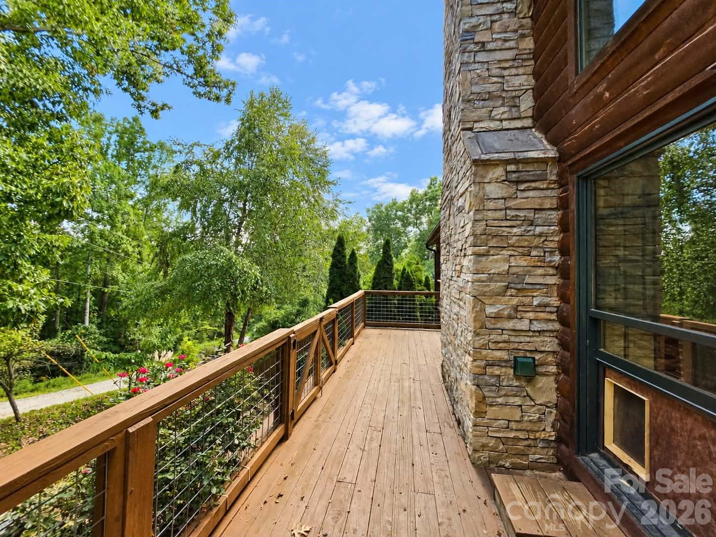 259 Travelers Rest Lane Property Photo 4