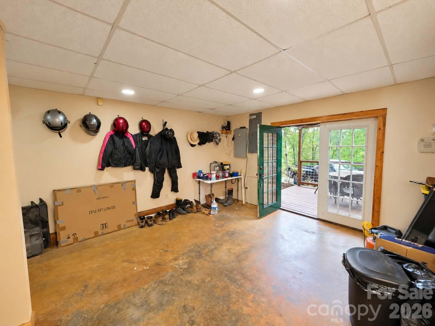 259 Travelers Rest Lane Property Photo 30