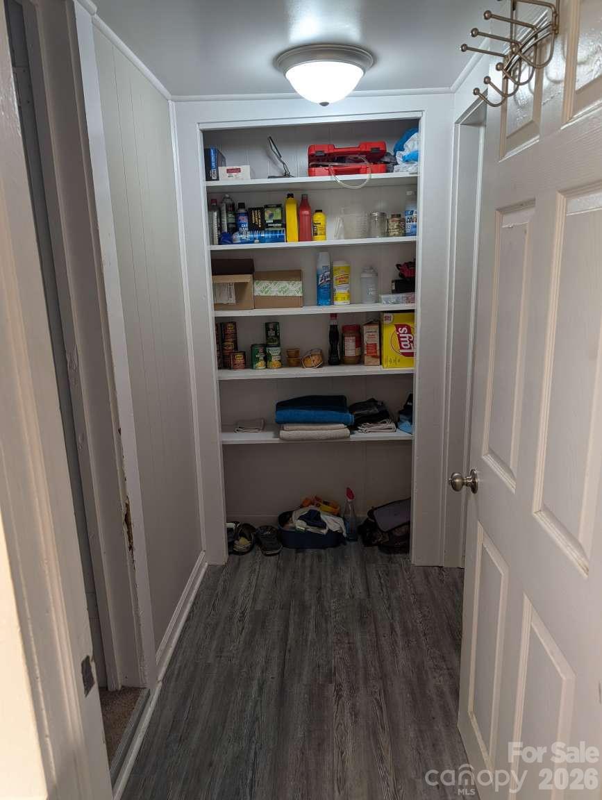 327 Aycock Street Property Photo 12