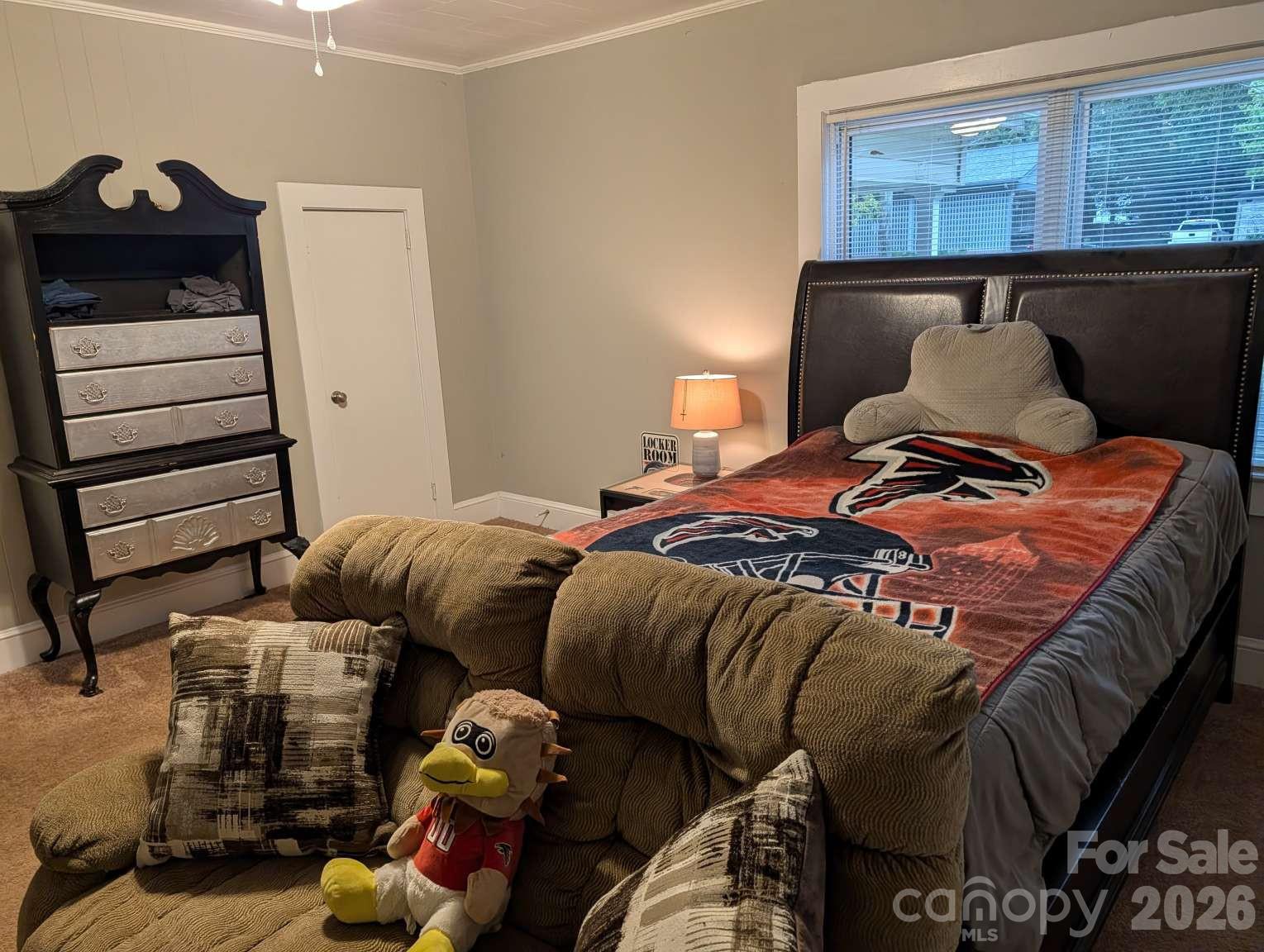 327 Aycock Street Property Photo 14