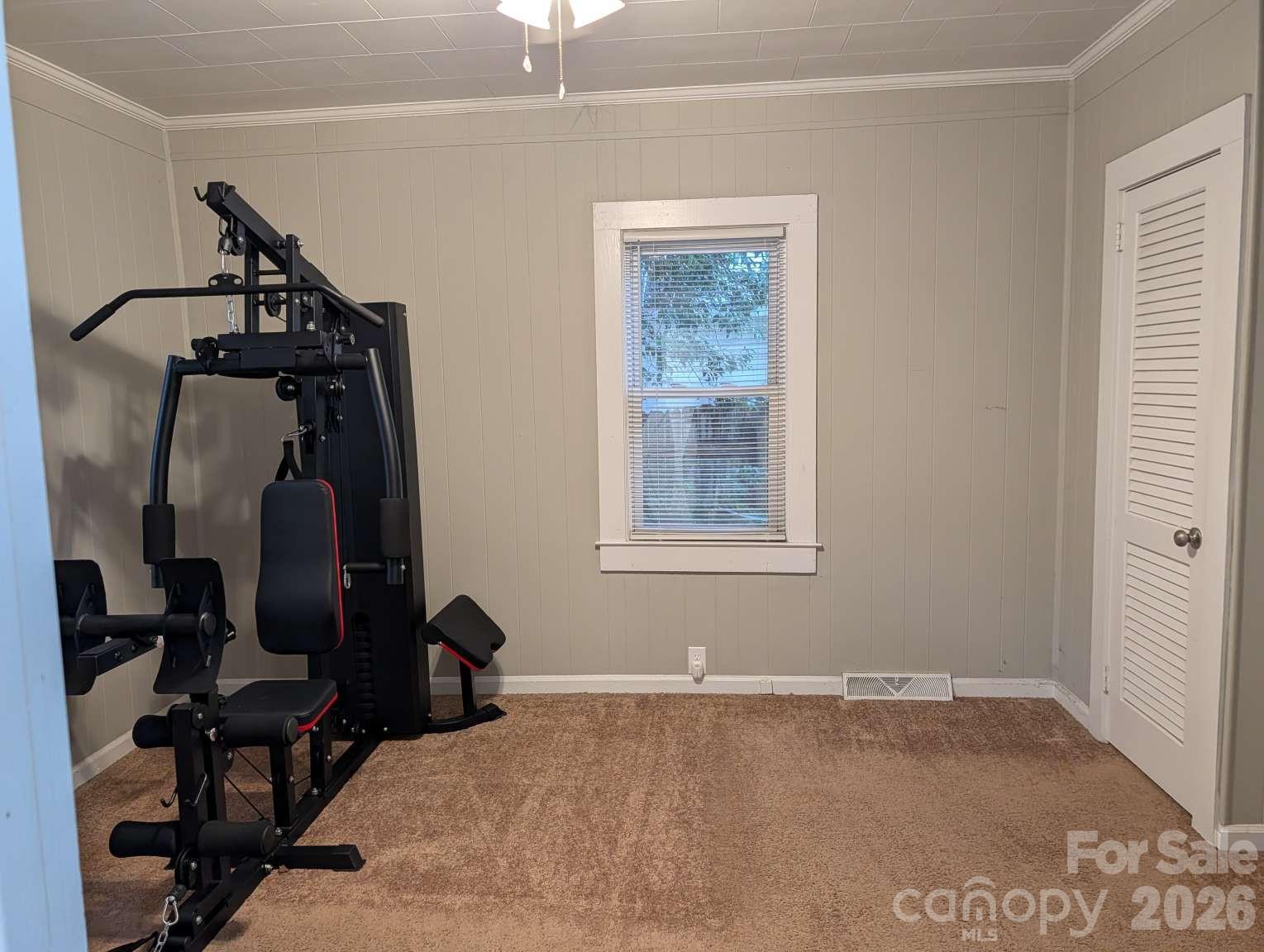 327 Aycock Street Property Photo 16