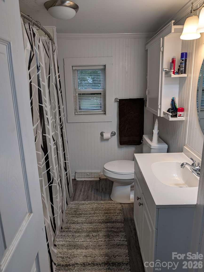 327 Aycock Street Property Photo 18