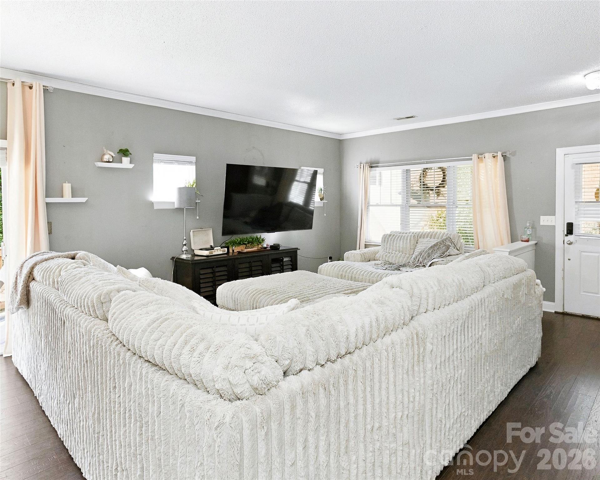 64 Fox Briar Drive Property Photo 7