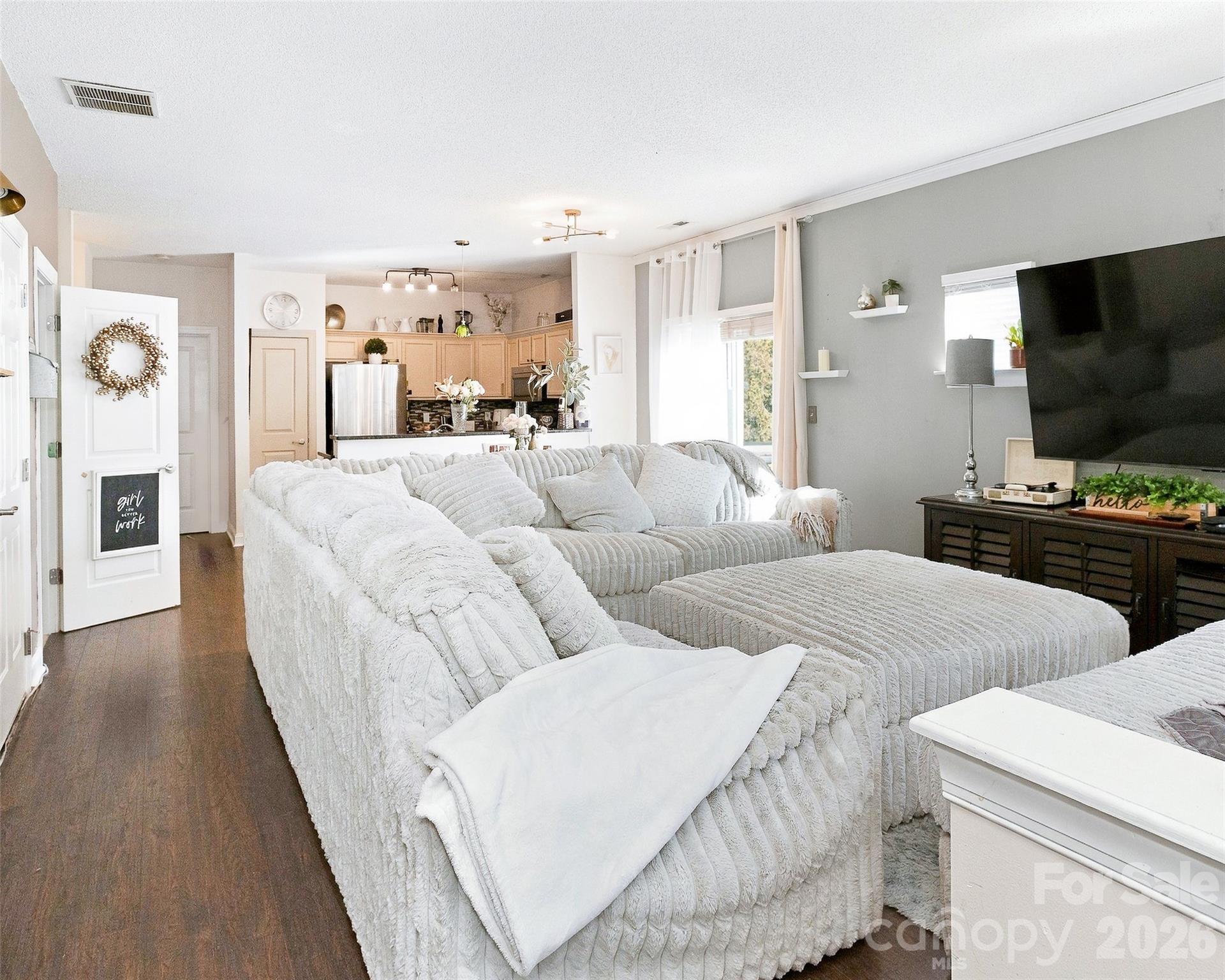 64 Fox Briar Drive Property Photo 8