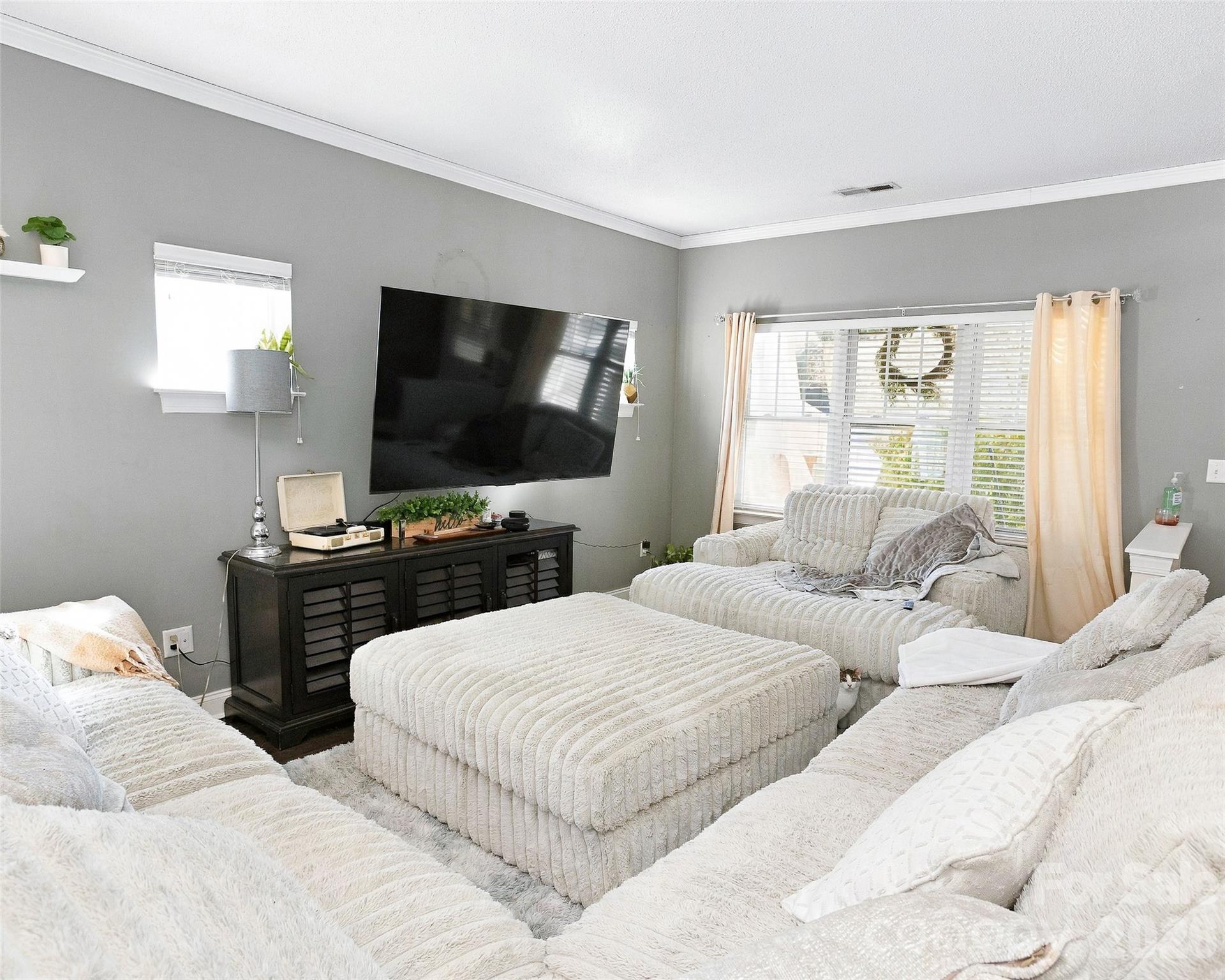 64 Fox Briar Drive Property Photo 11