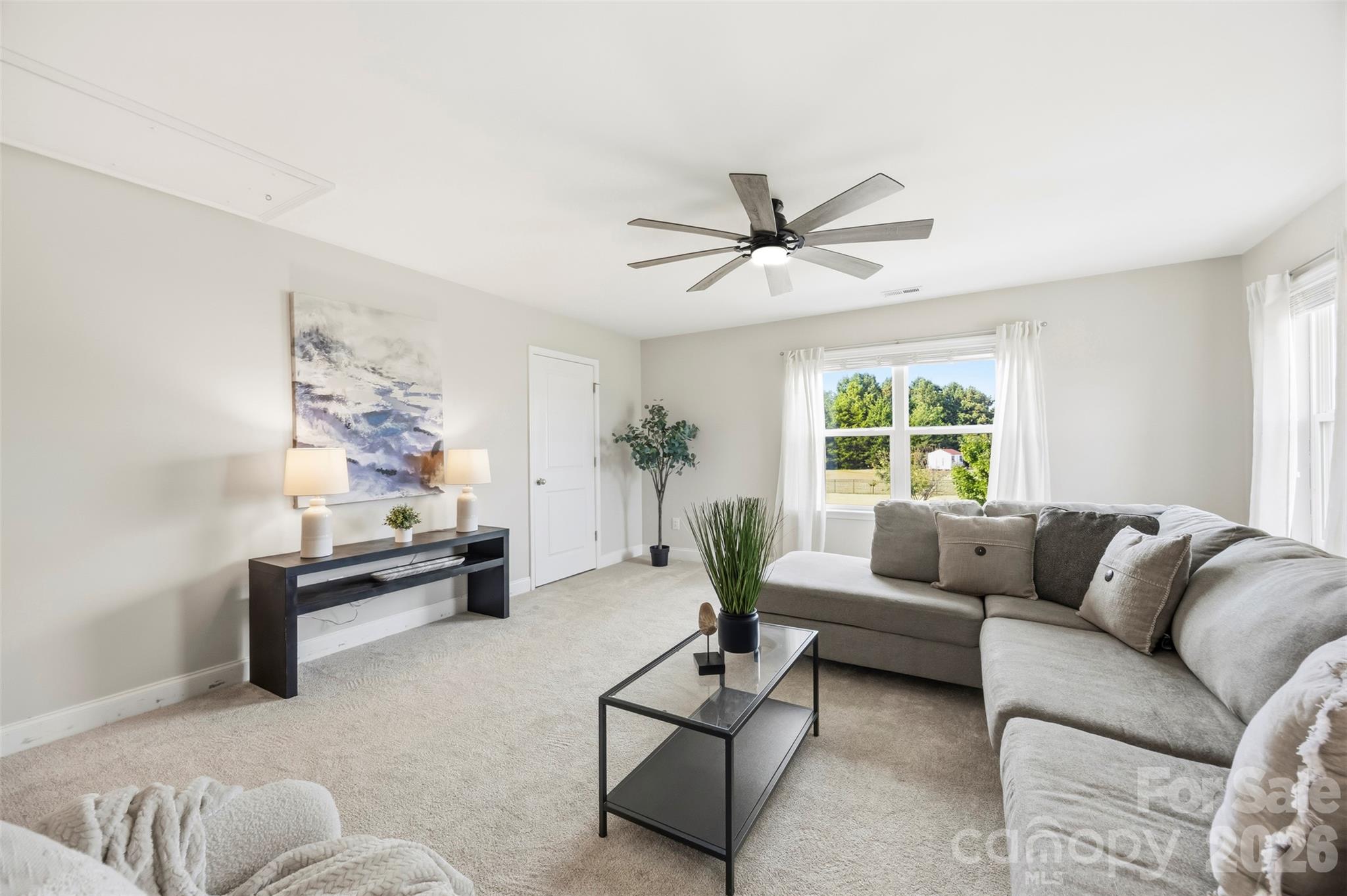 1124 Golden Gate Court Property Photo 21
