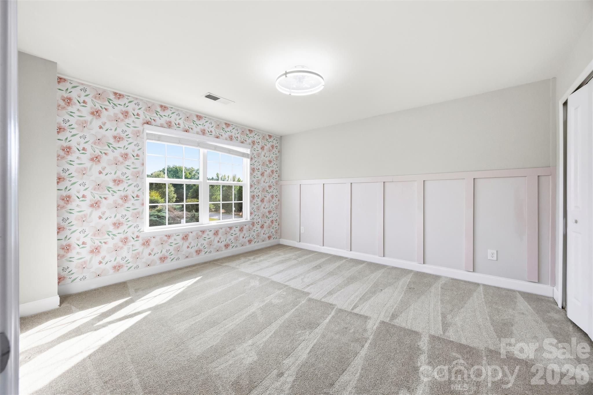 1124 Golden Gate Court Property Photo 33