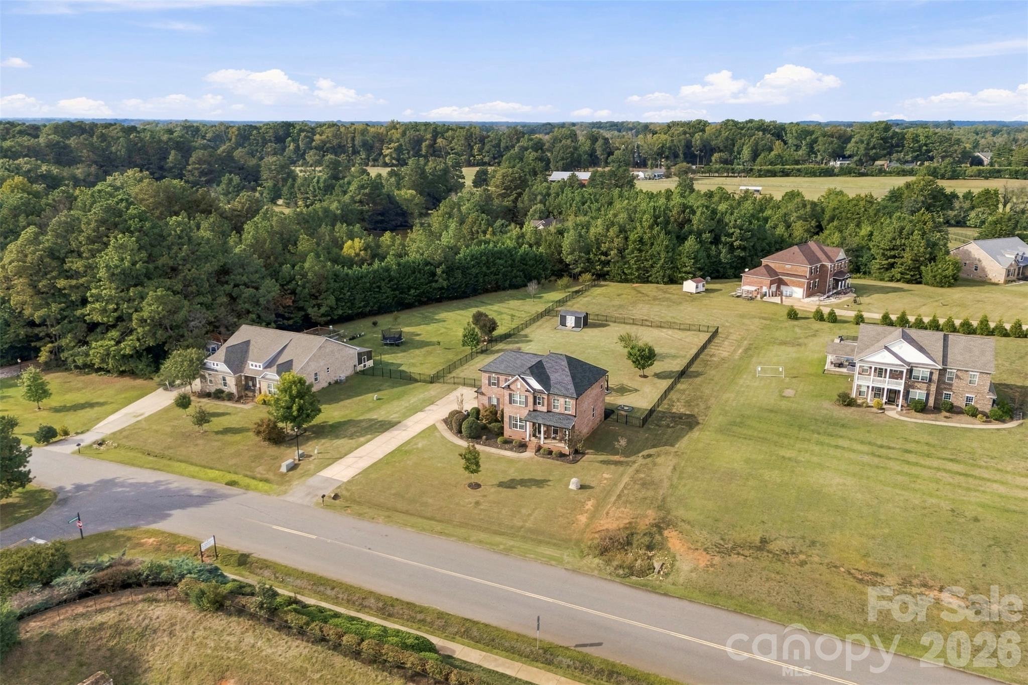 1124 Golden Gate Court Property Photo 44