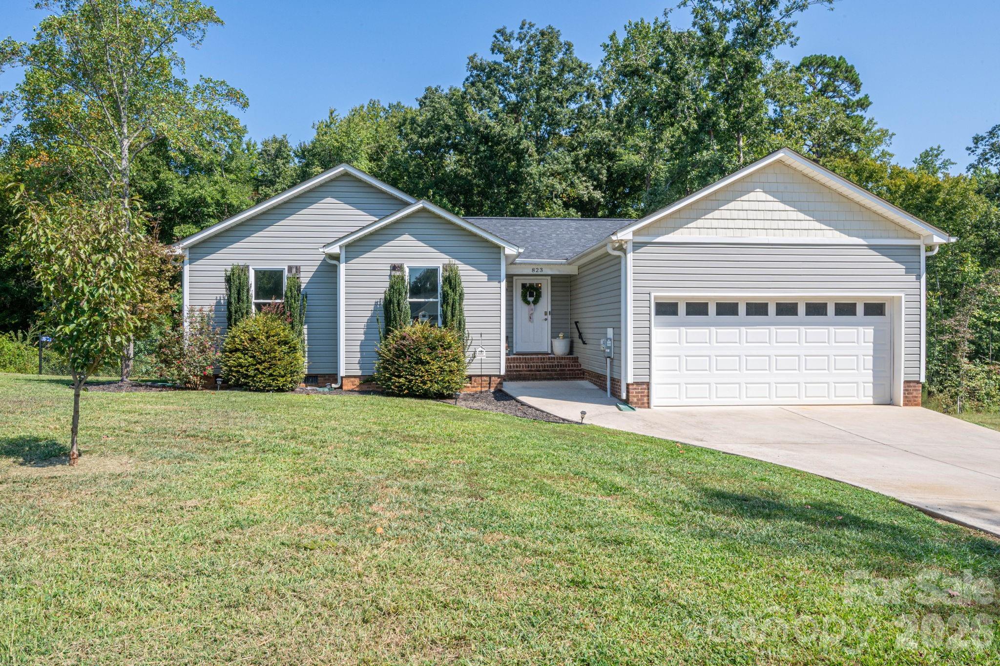 823 Limerick Drive 71 Property Photo 2