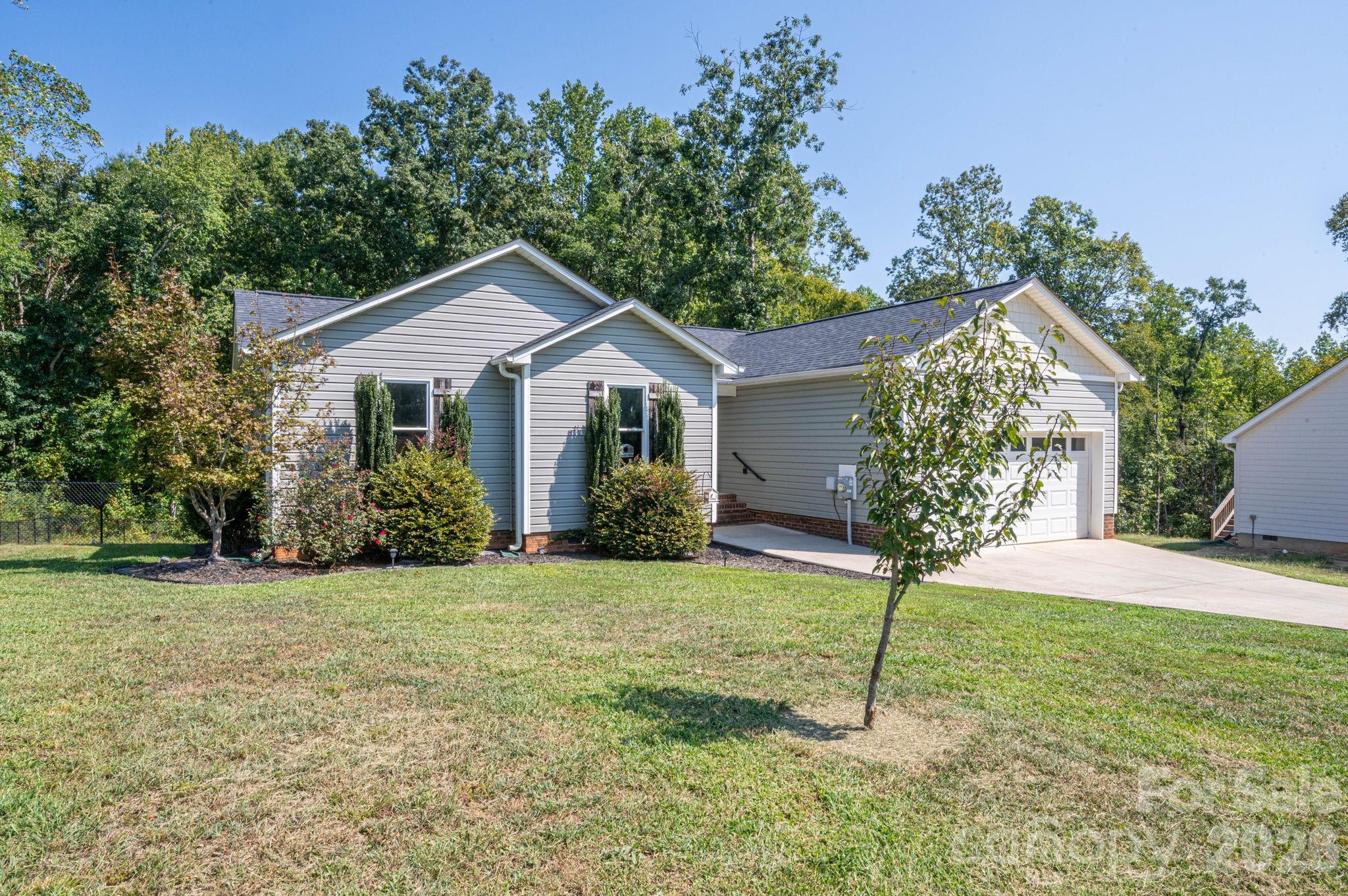 823 Limerick Drive 71 Property Photo 43