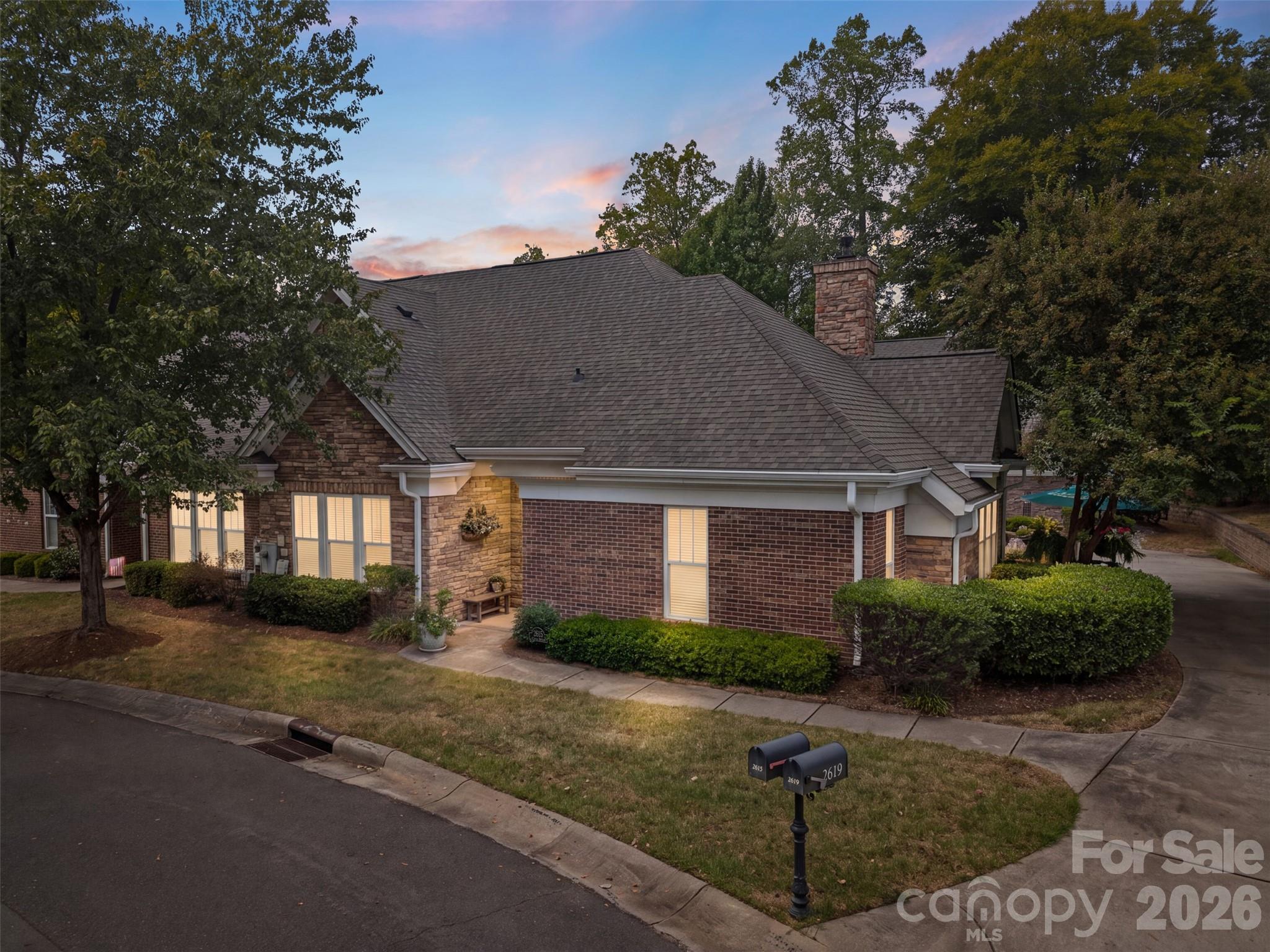 2615 Circa Drive Property Photo 1