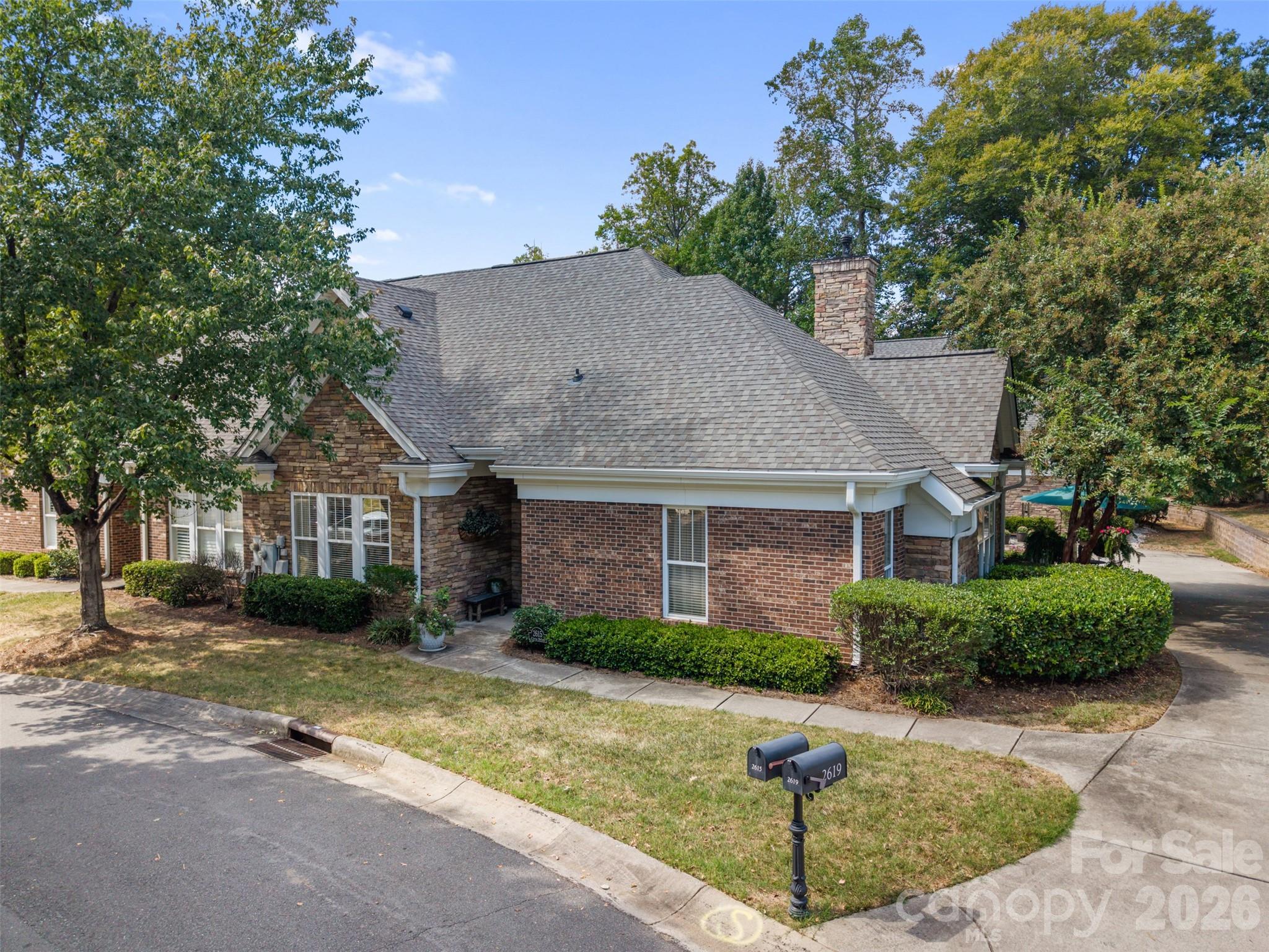 2615 Circa Drive Property Photo 32