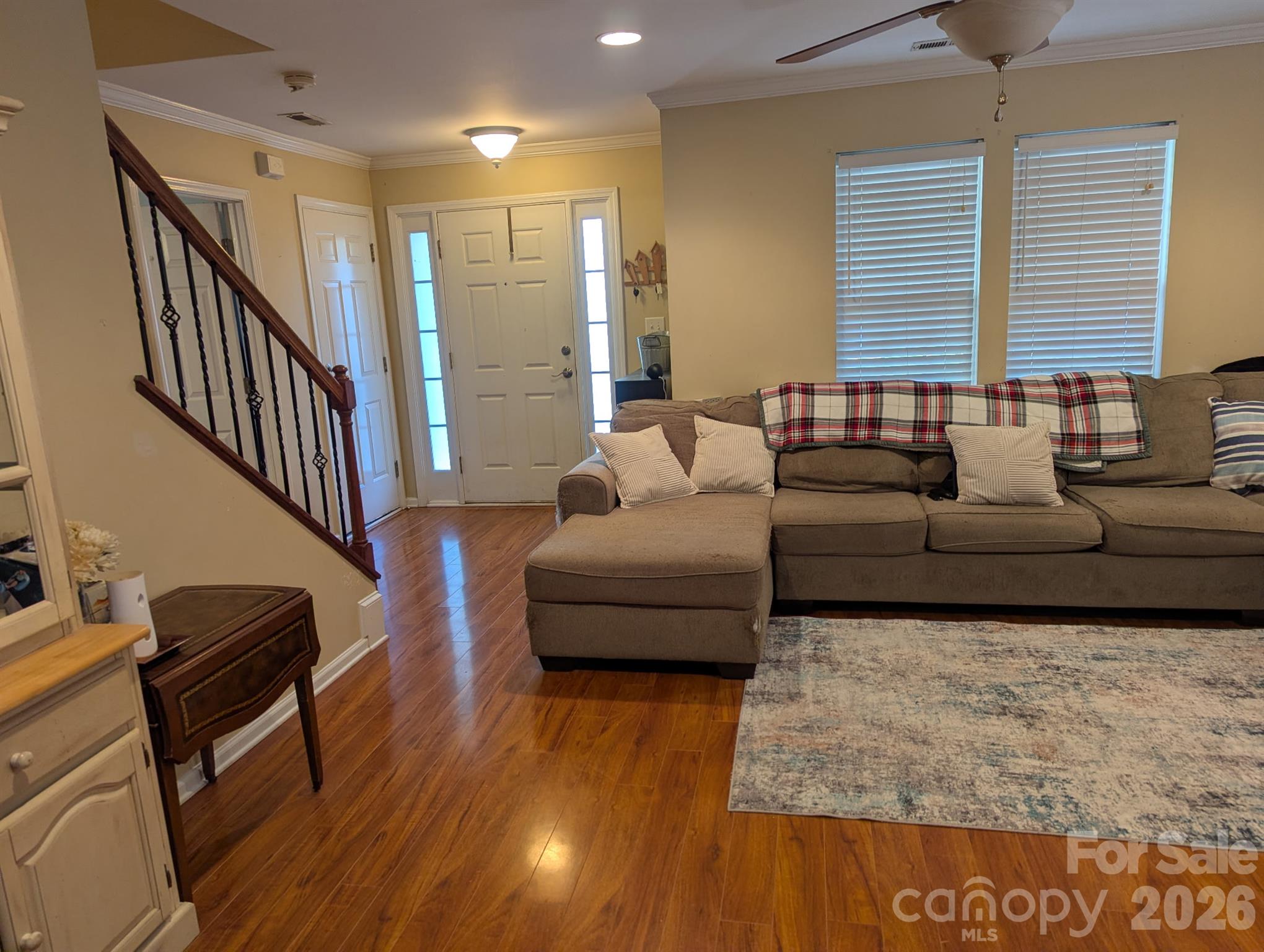 2320 Chantilly Court Property Photo 6
