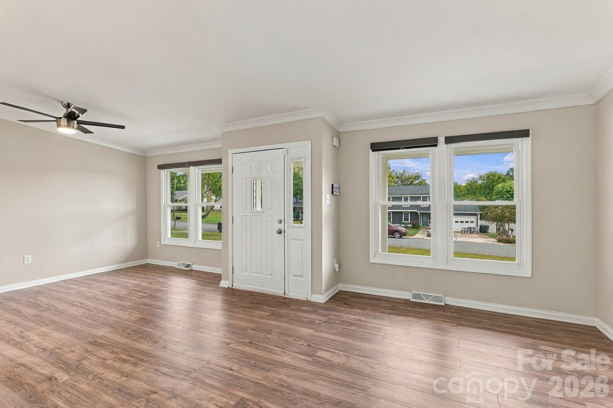 8530 Glenway Court Property Photo 6