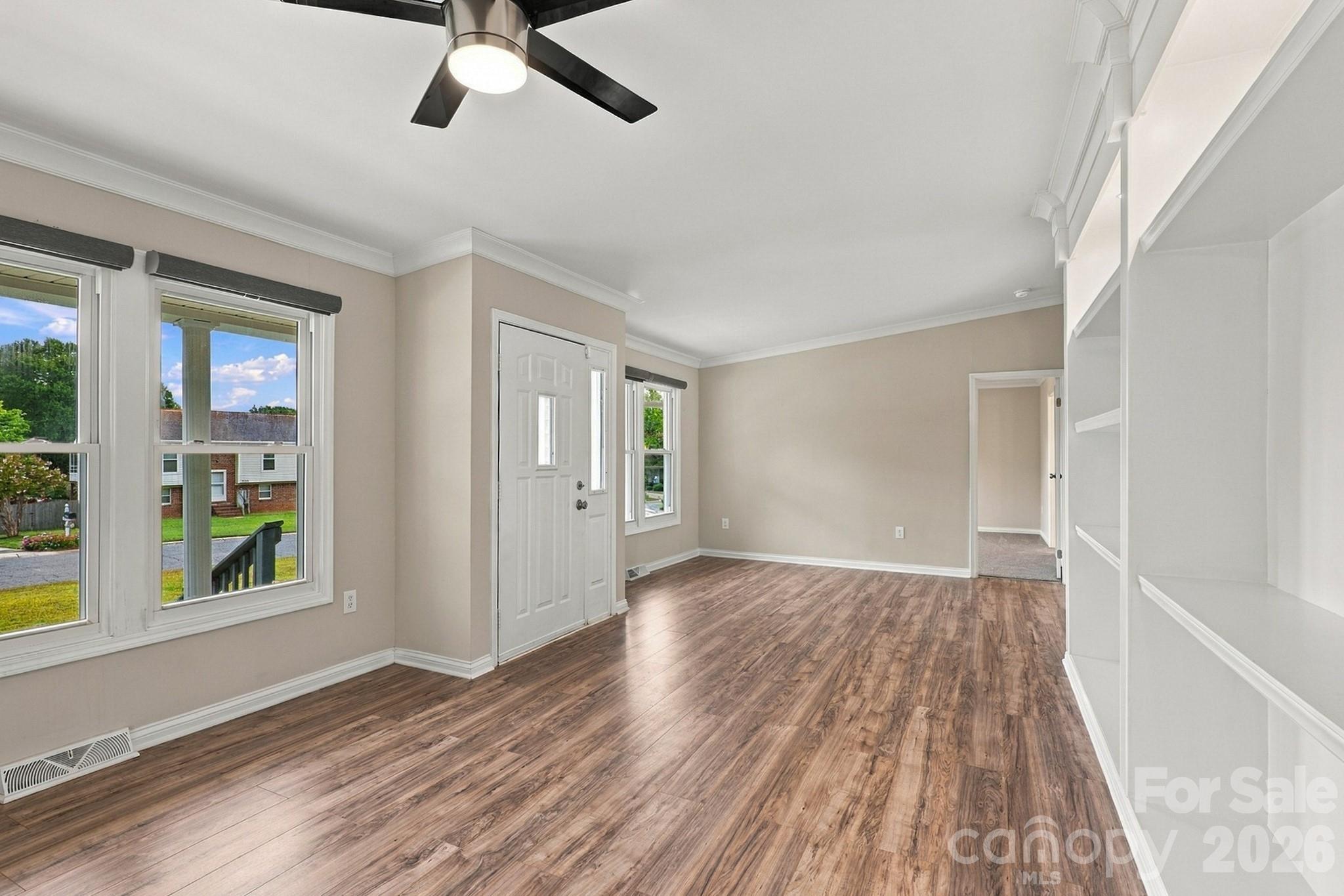 8530 Glenway Court Property Photo 8