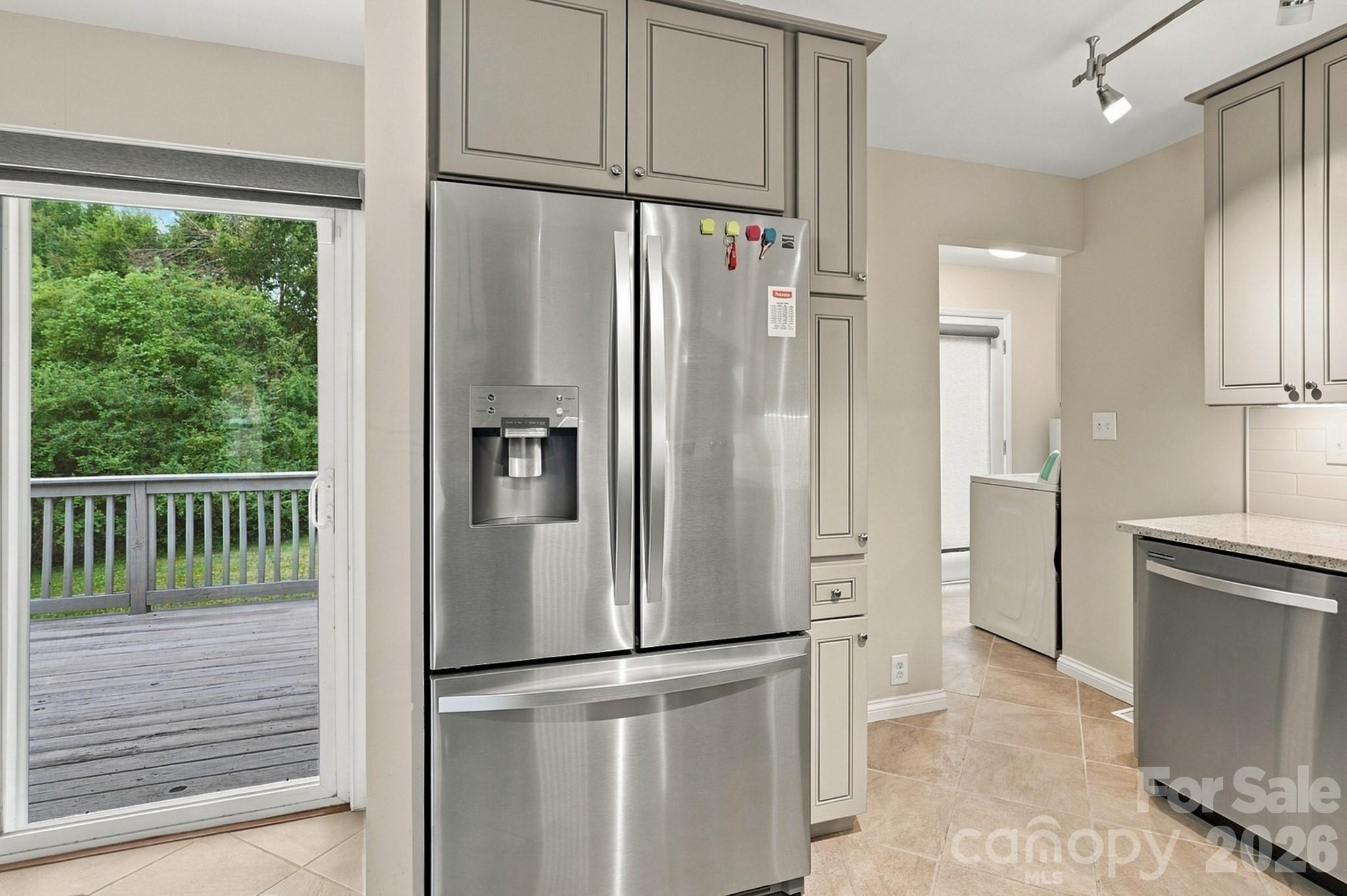 8530 Glenway Court Property Photo 15