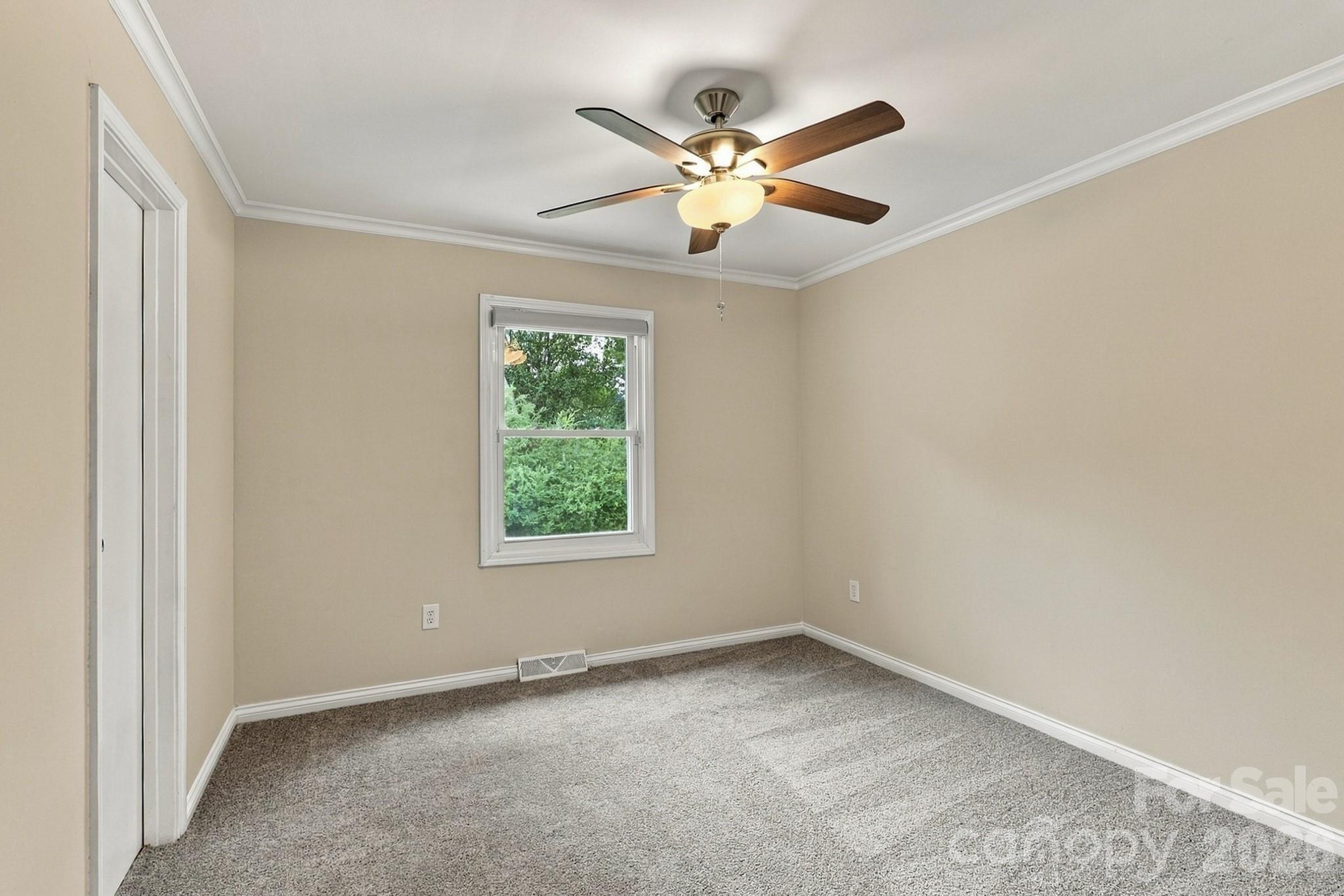 8530 Glenway Court Property Photo 21
