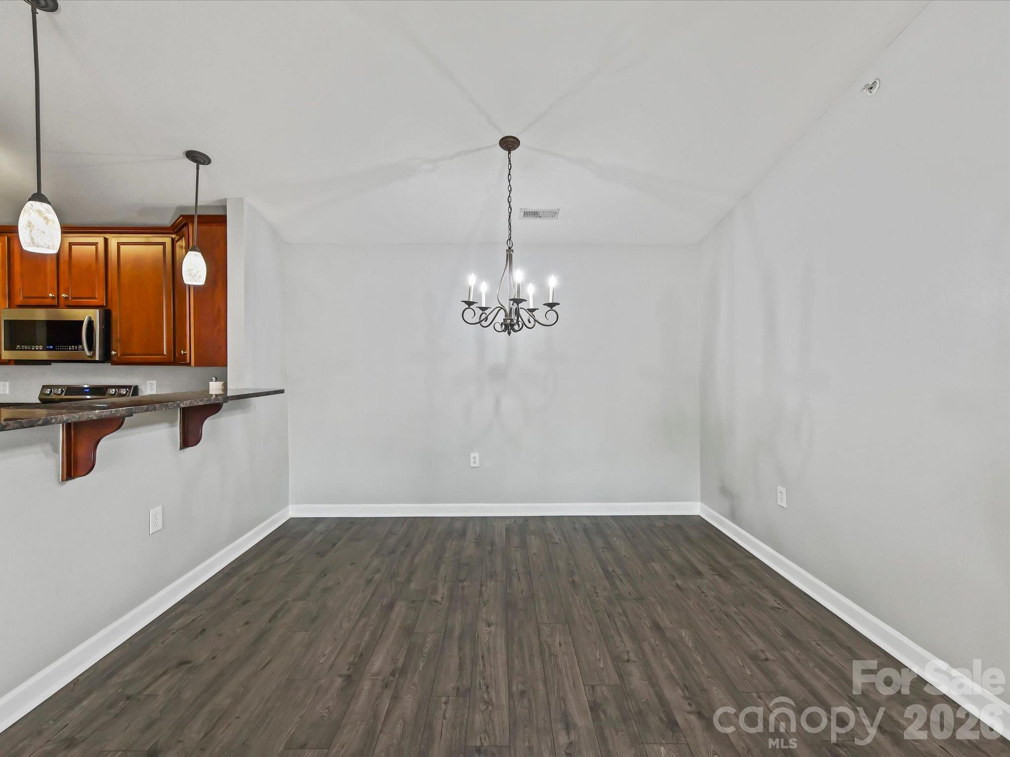 9031 Mcdowell Creek Court Property Photo 8
