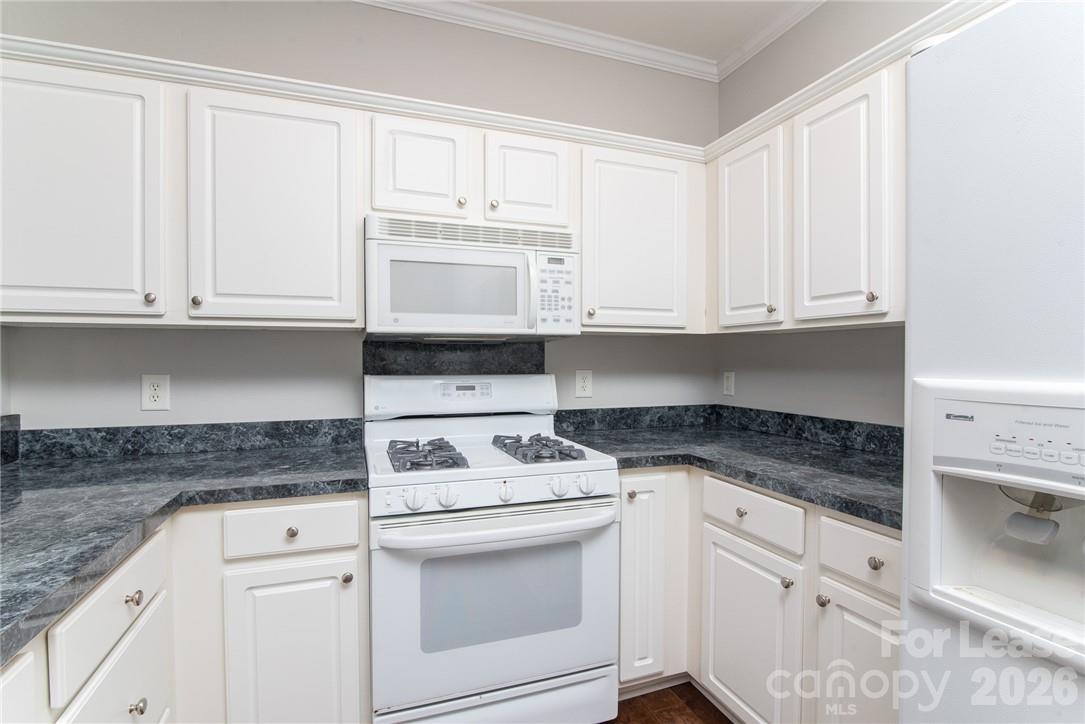14925 Scothurst Lane Property Photo 7