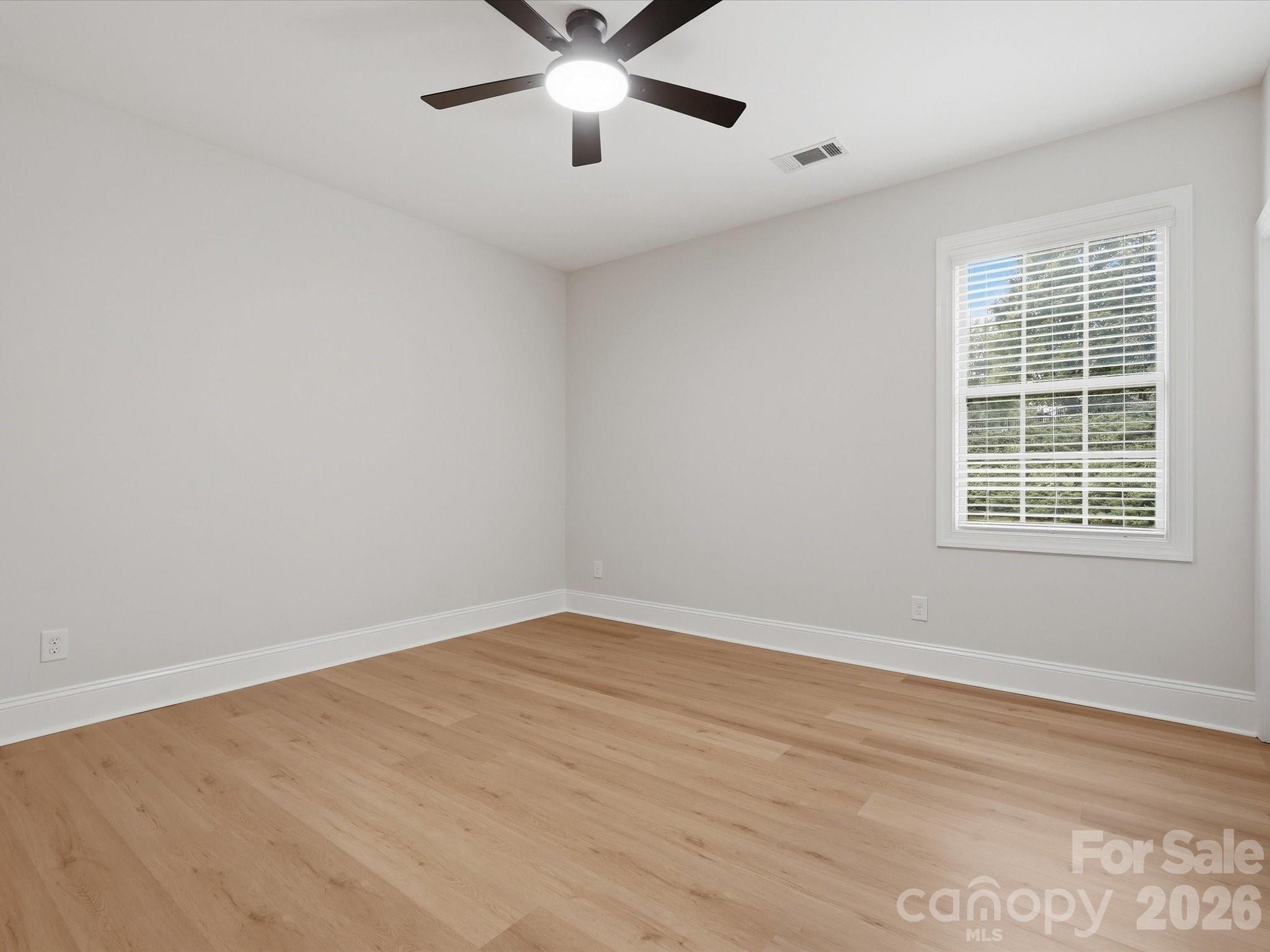 315 Golden View Drive Property Photo 24