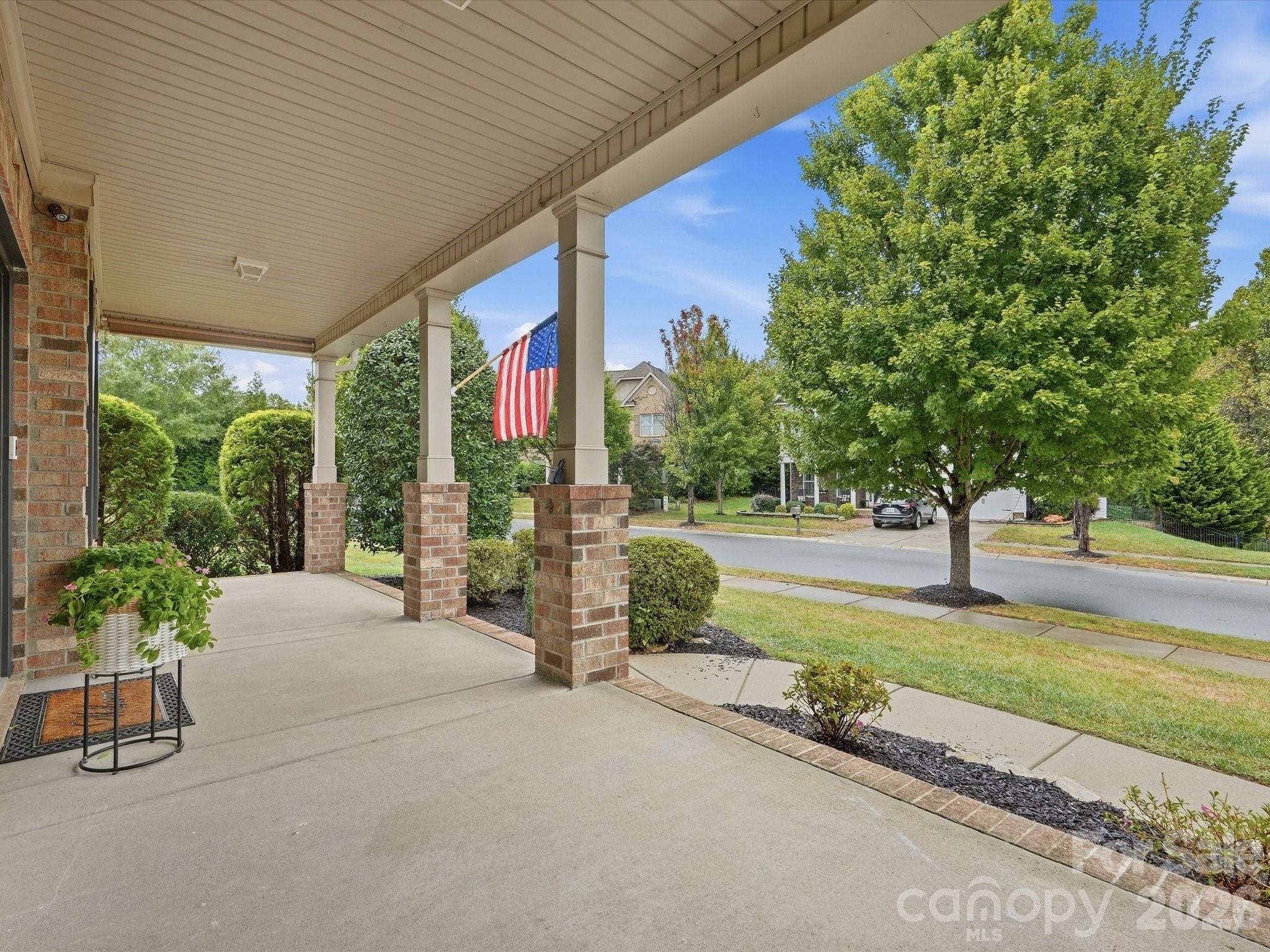 315 Golden View Drive Property Photo 46