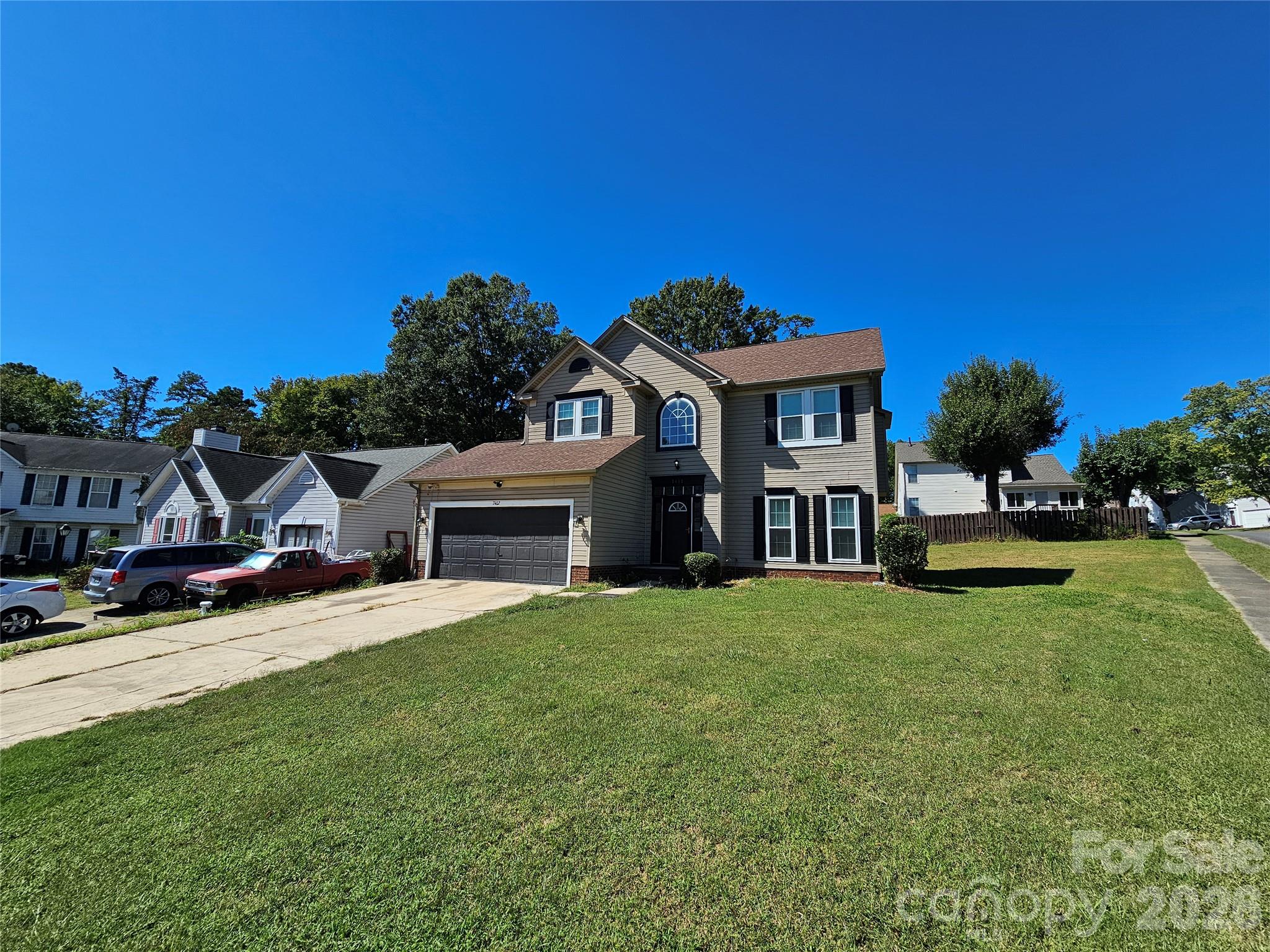7402 Shiras Court Property Photo 2