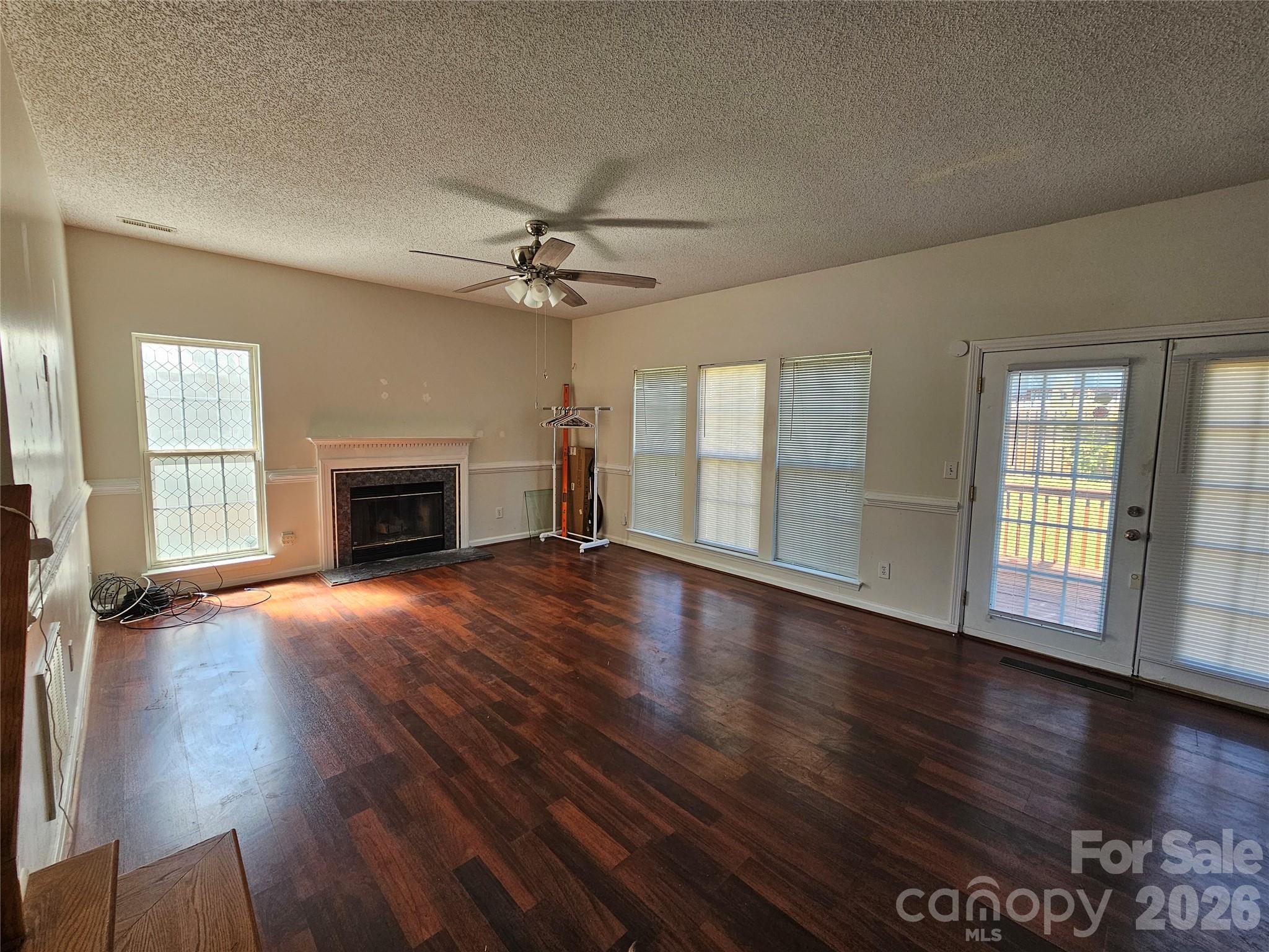 7402 Shiras Court Property Photo 6