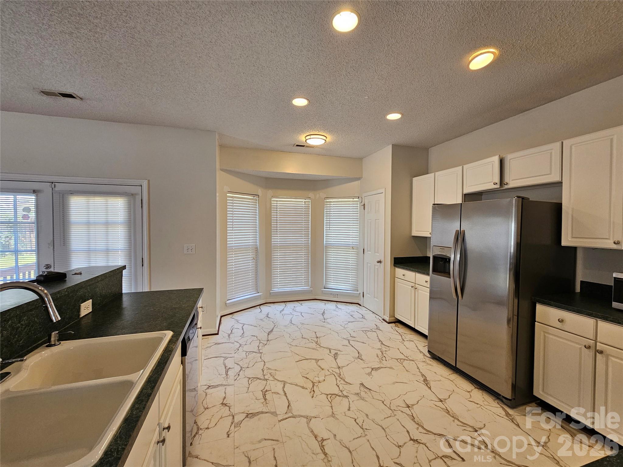 7402 Shiras Court Property Photo 10