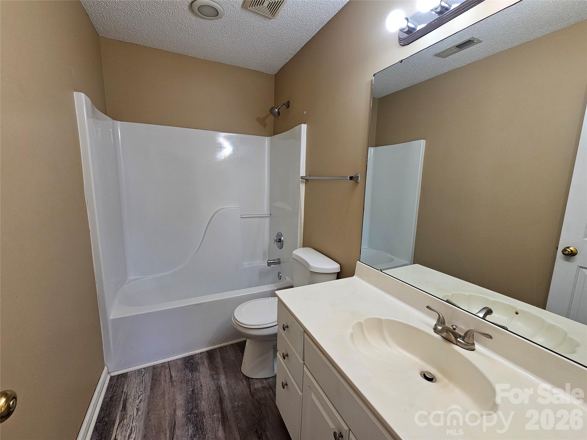 7402 Shiras Court Property Photo 17