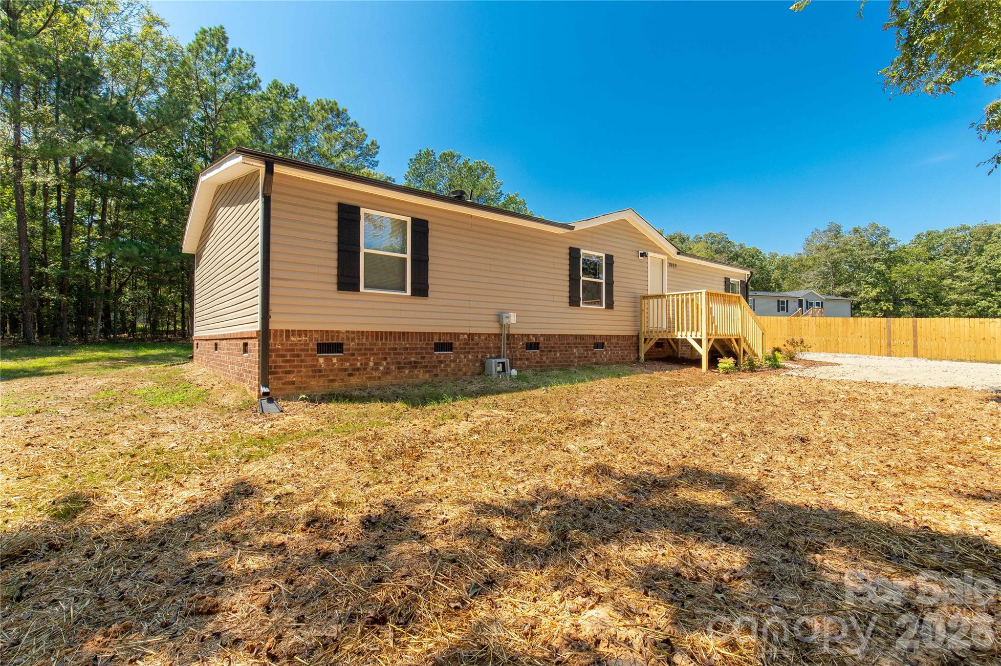 2009 Sugar Hill Road Property Photo 3