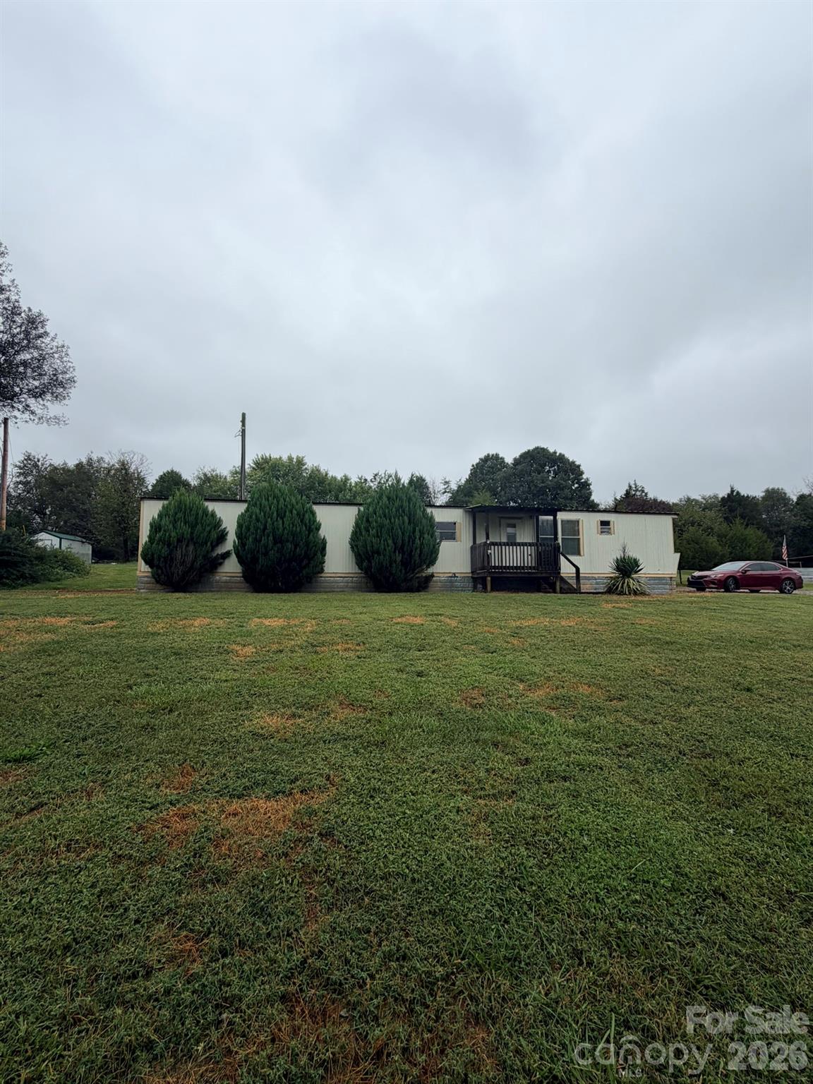 125 Deerfield Lane Property Photo 1