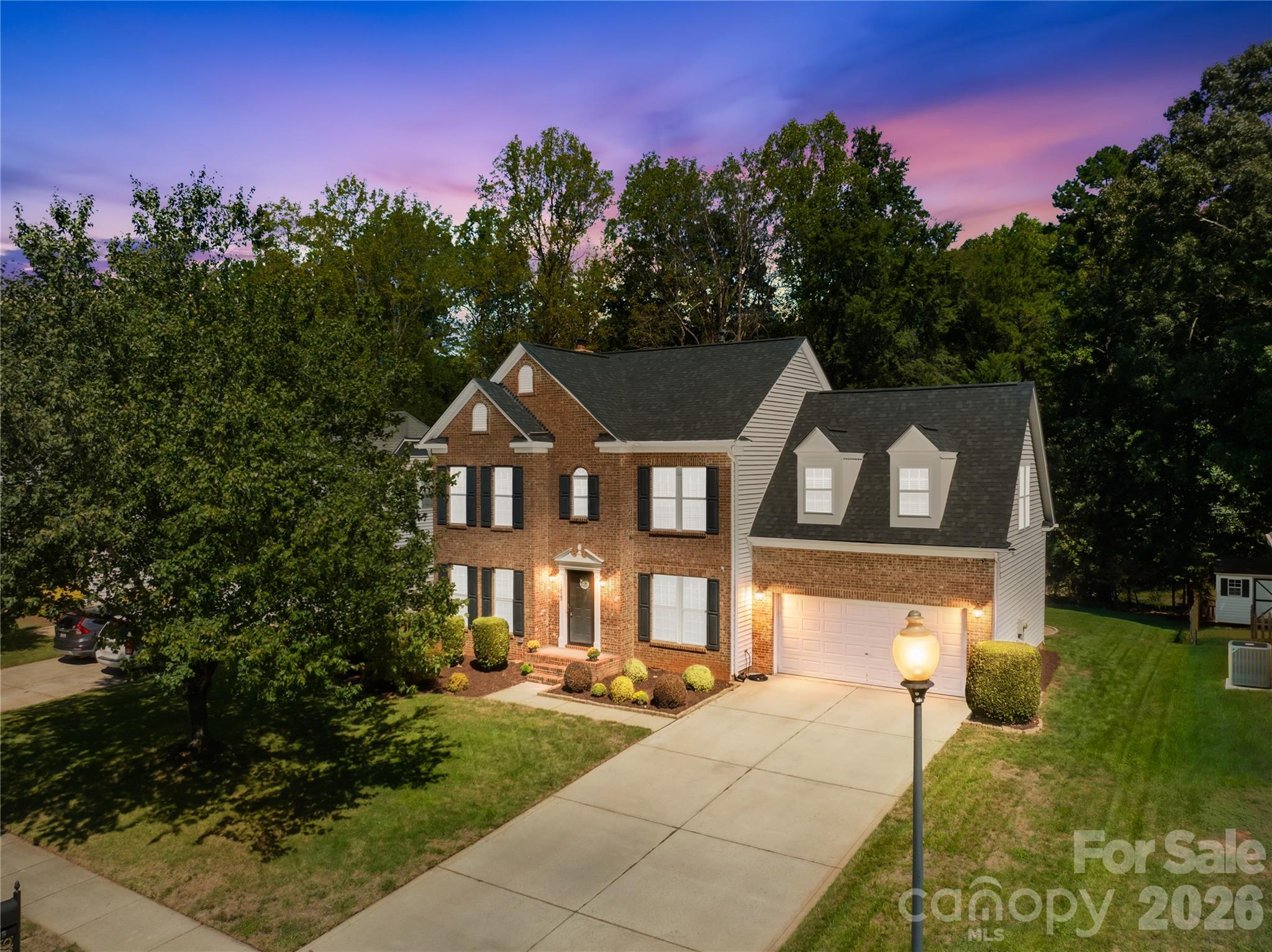13615 Edgetree Drive Property Photo 1