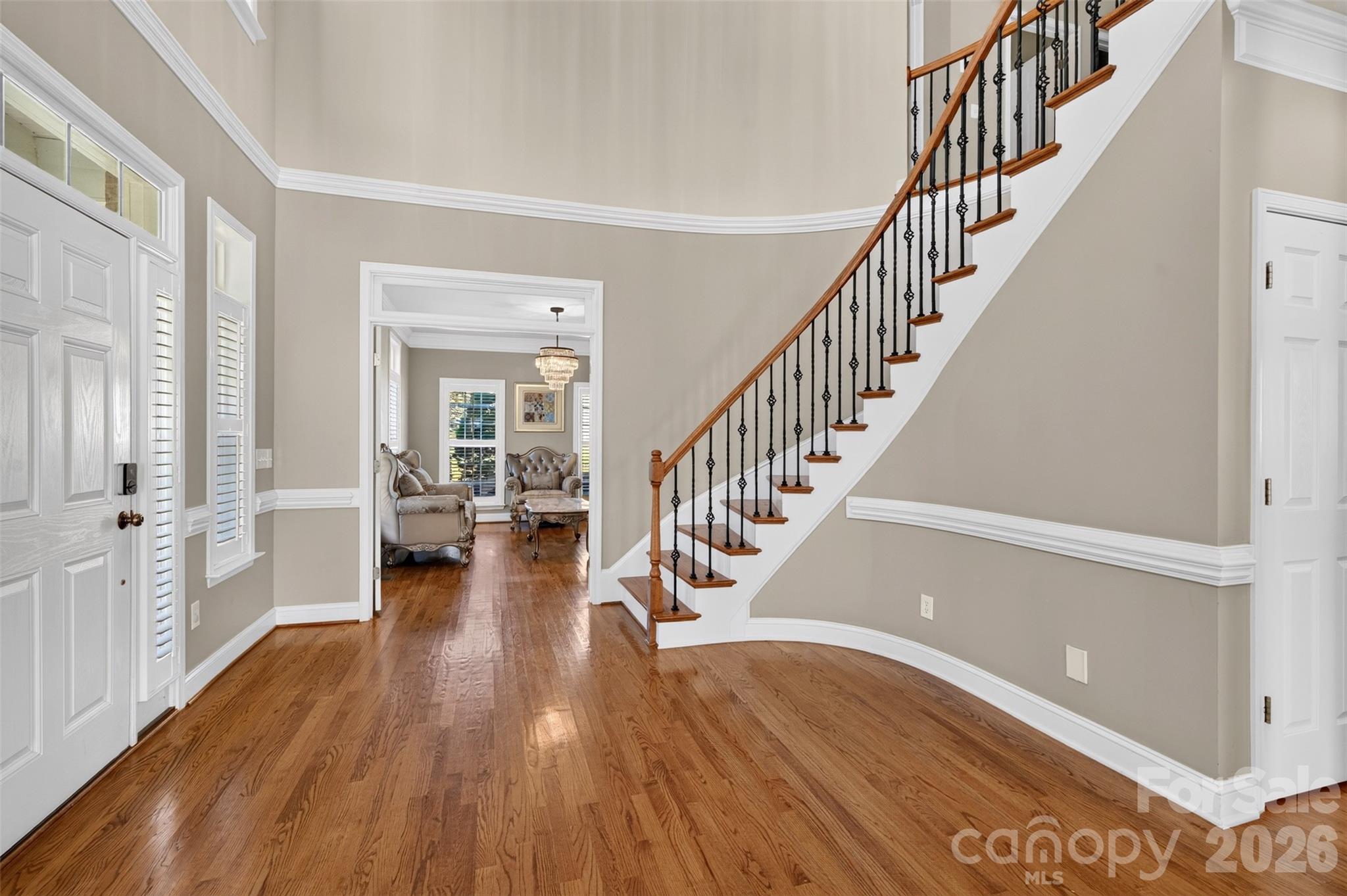 9153 Kensington Forest Drive Property Photo 3
