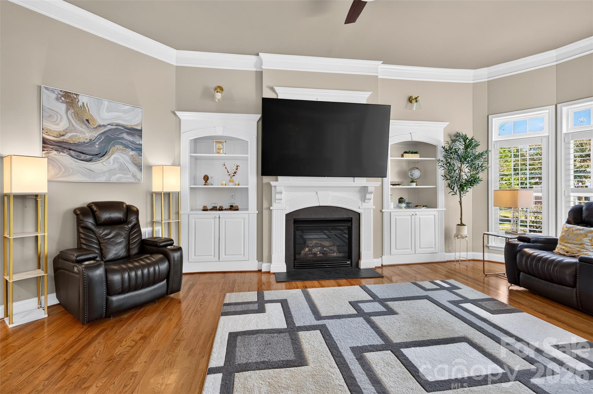 9153 Kensington Forest Drive Property Photo 10
