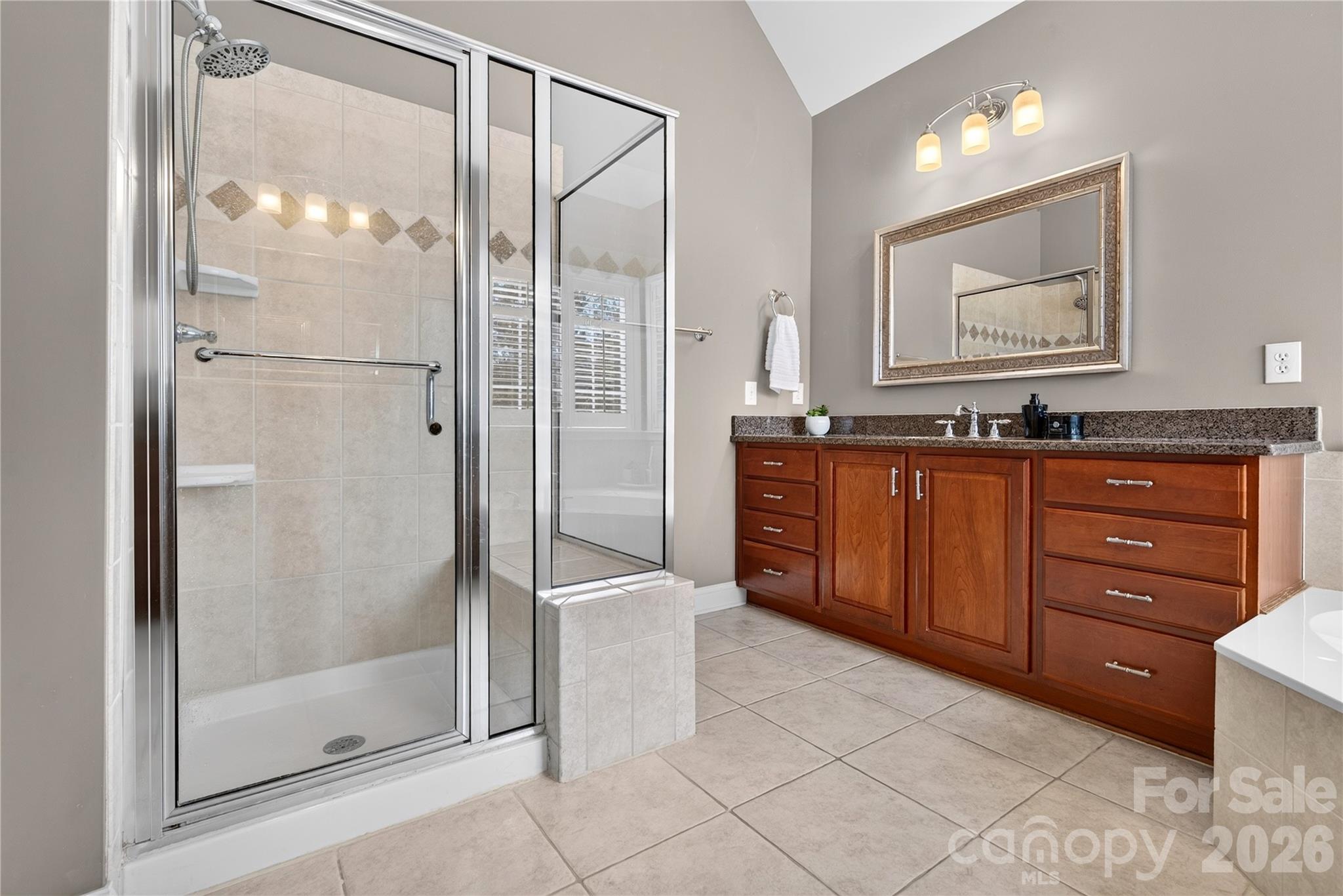 9153 Kensington Forest Drive Property Photo 21