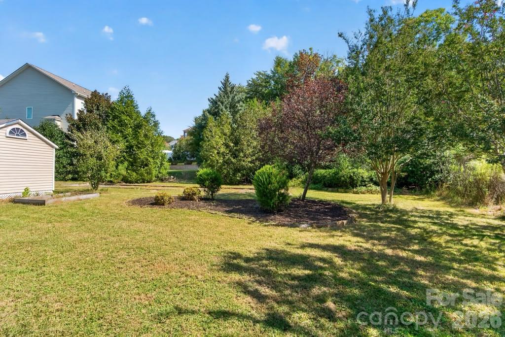 9153 Kensington Forest Drive Property Photo 41