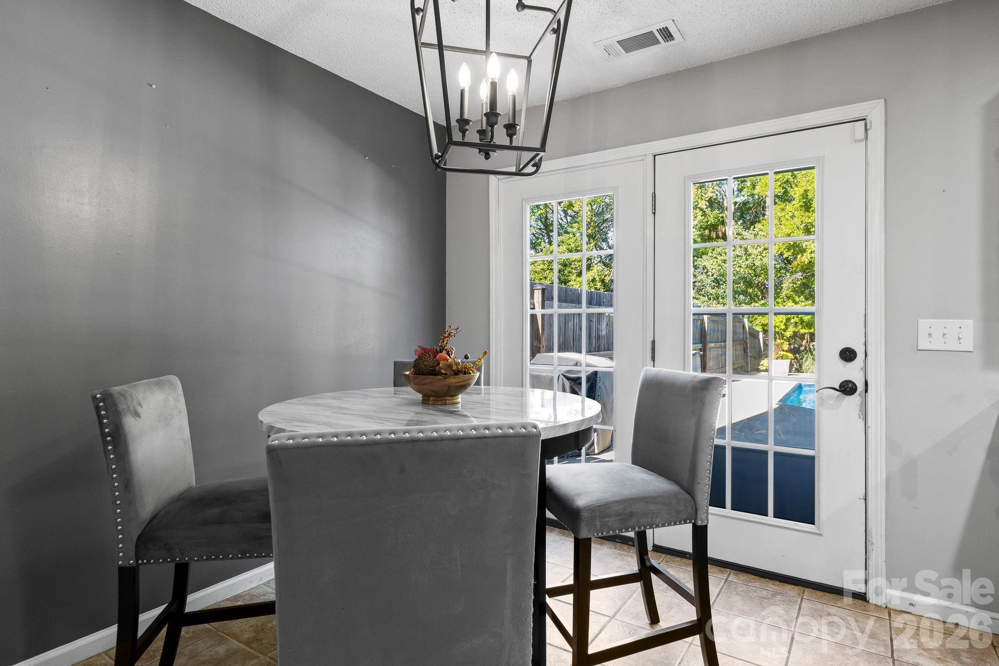 4019 Shadow Pines Circle Property Photo 14