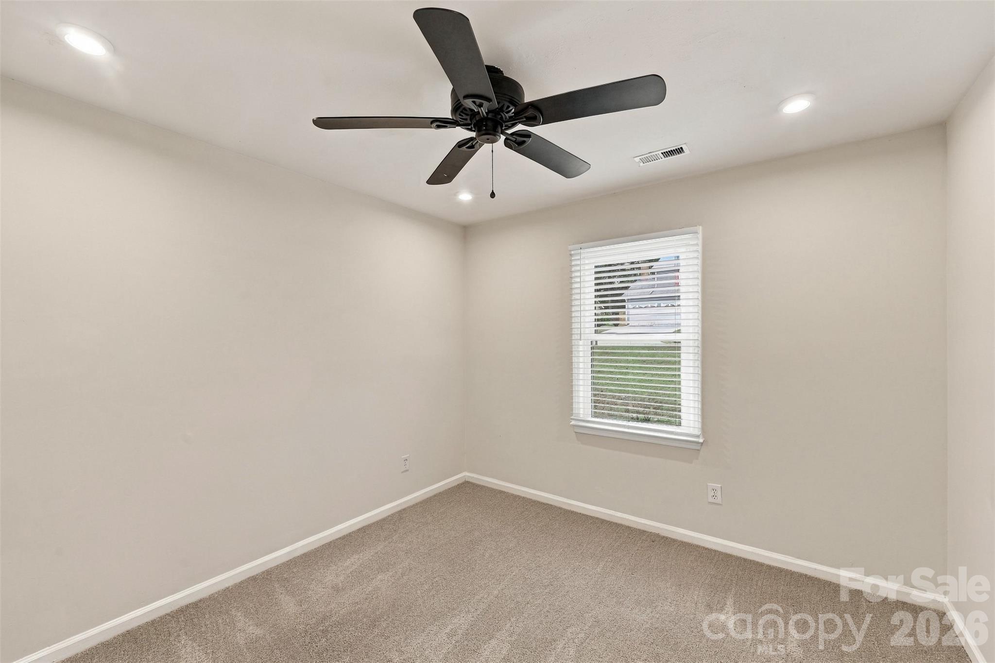 2115 Teddington Drive Property Photo 22