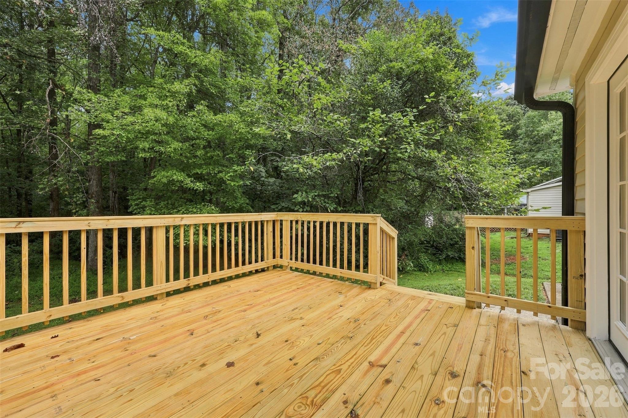 2115 Teddington Drive Property Photo 31