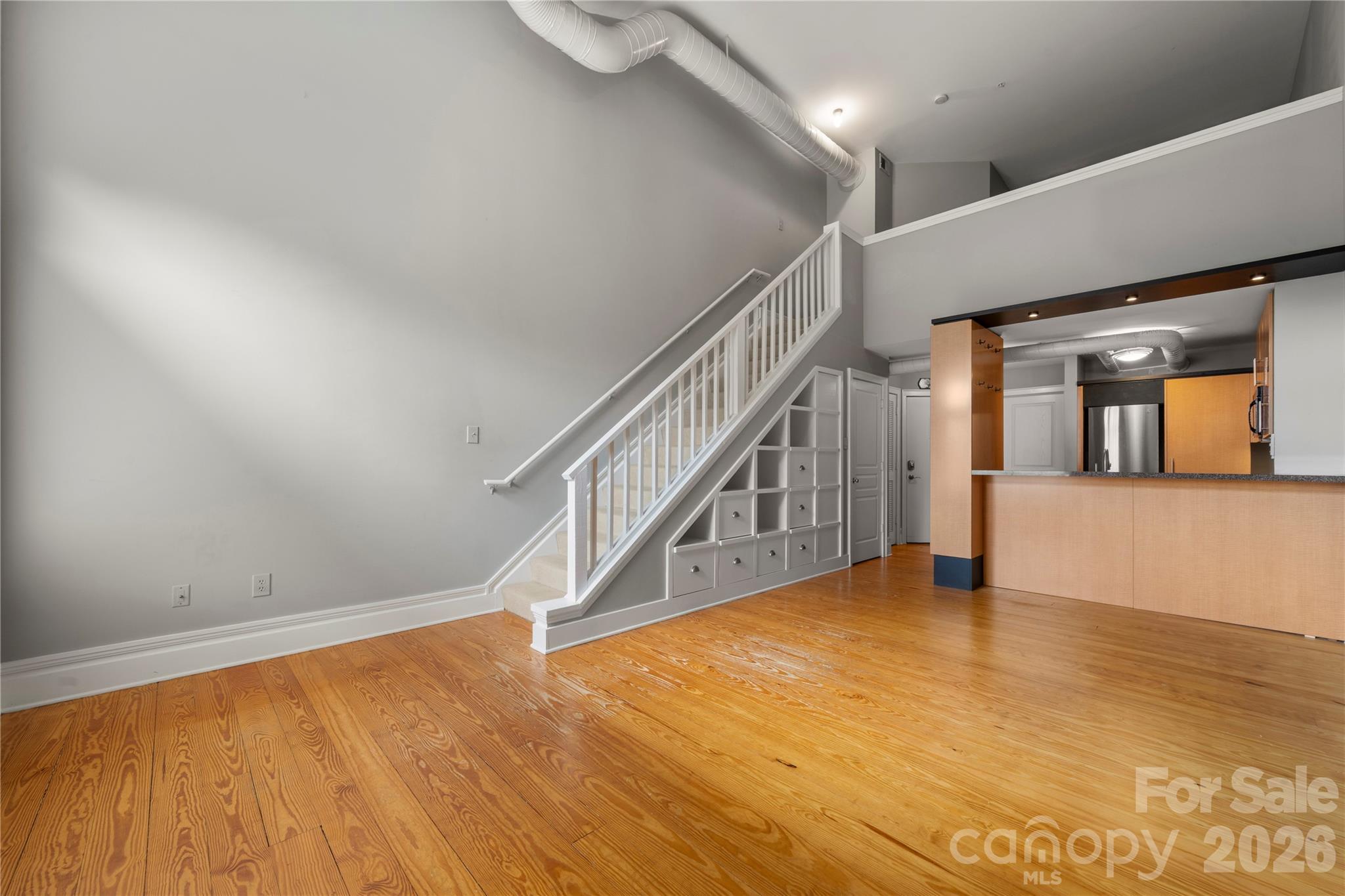 404 N Laurel Avenue Property Photo 14