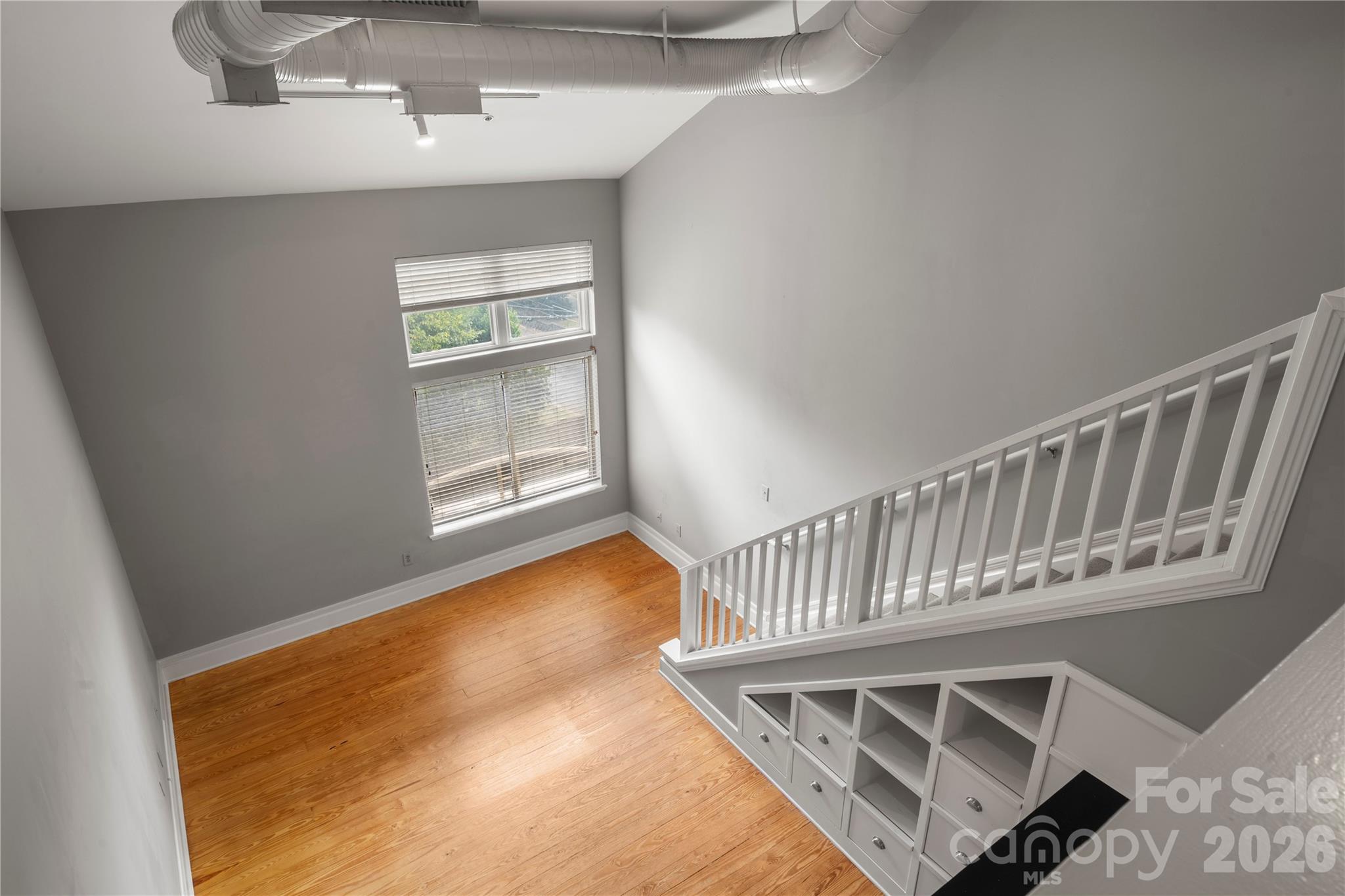 404 N Laurel Avenue Property Photo 21