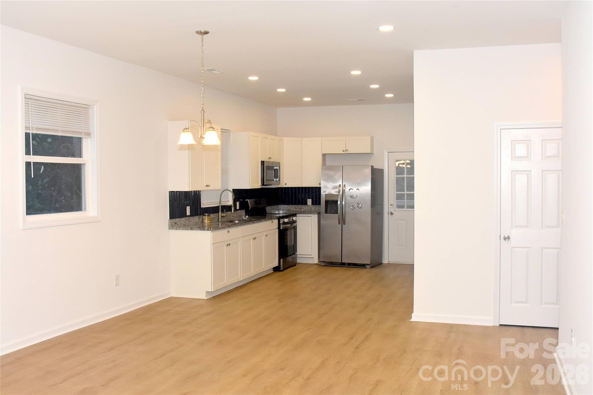 16 Cauthen Street Property Photo 5