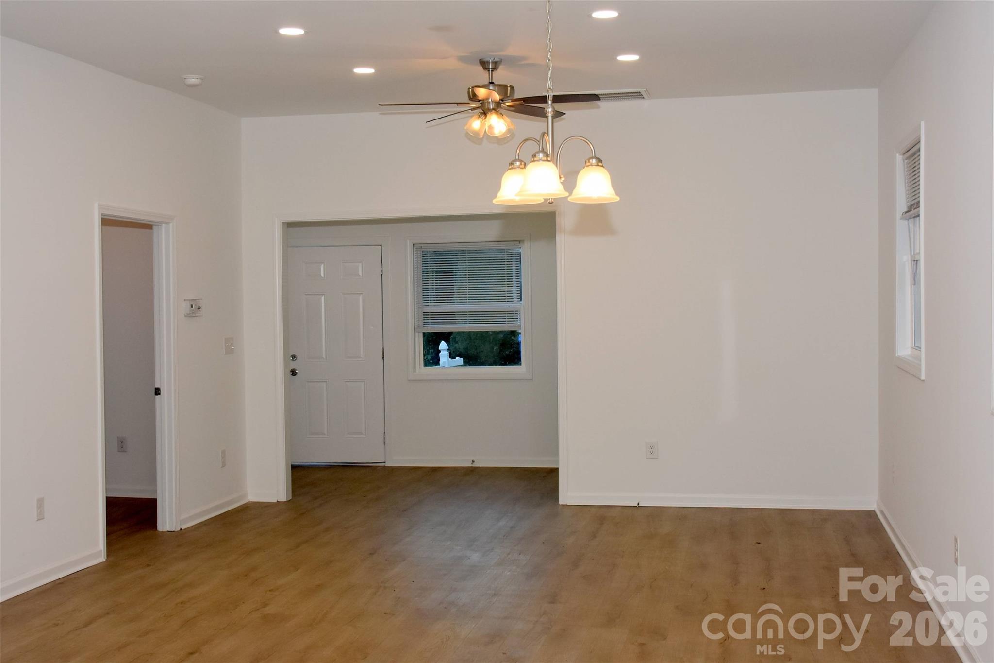 16 Cauthen Street Property Photo 7