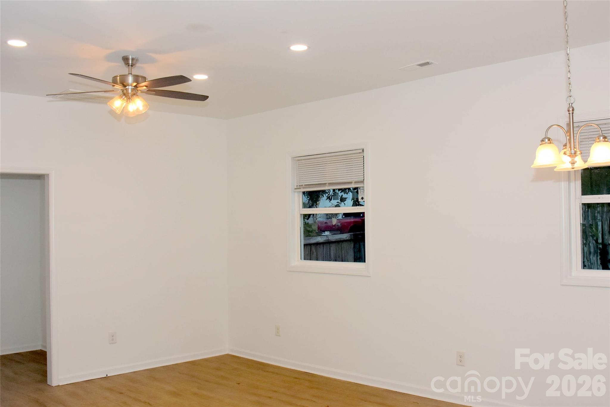 16 Cauthen Street Property Photo 24