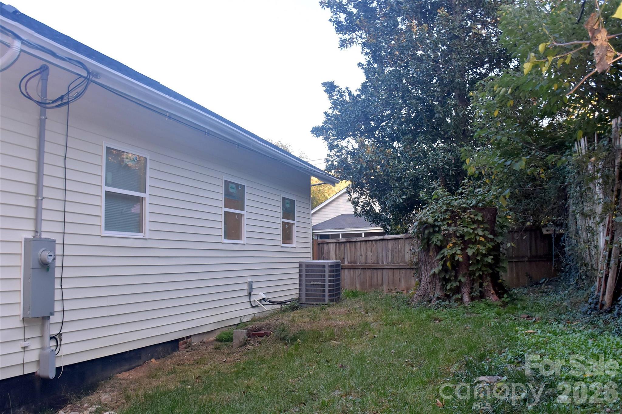 16 Cauthen Street Property Photo 35