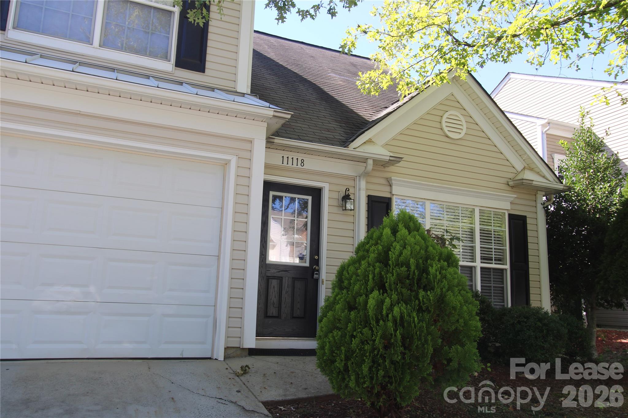 11118 Cypress View Drive Property Photo 3