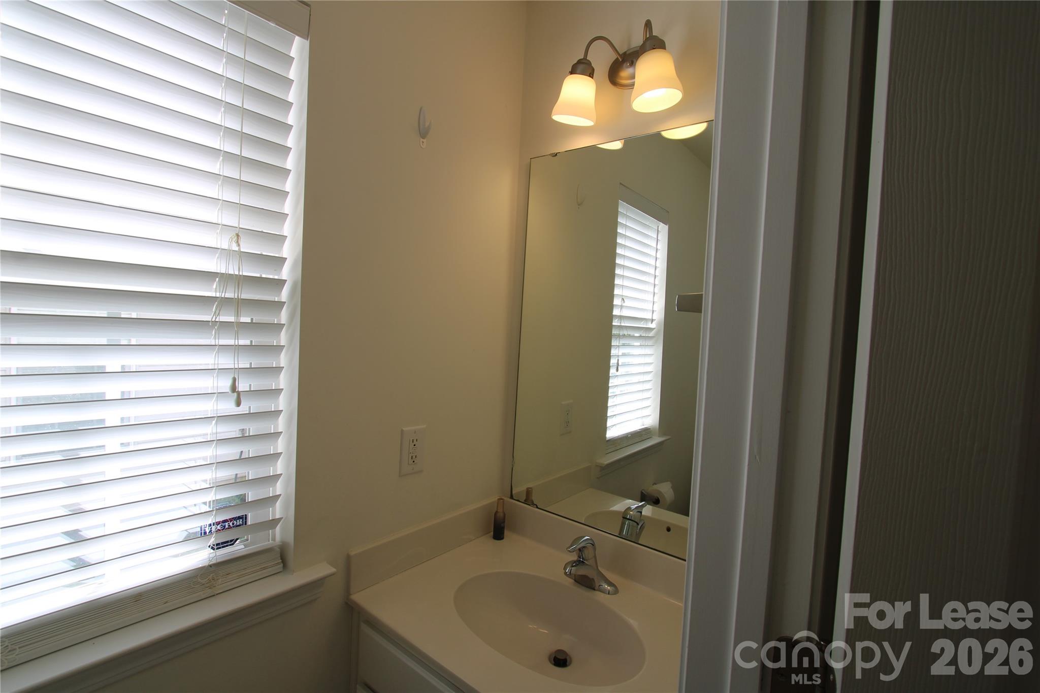11118 Cypress View Drive Property Photo 13