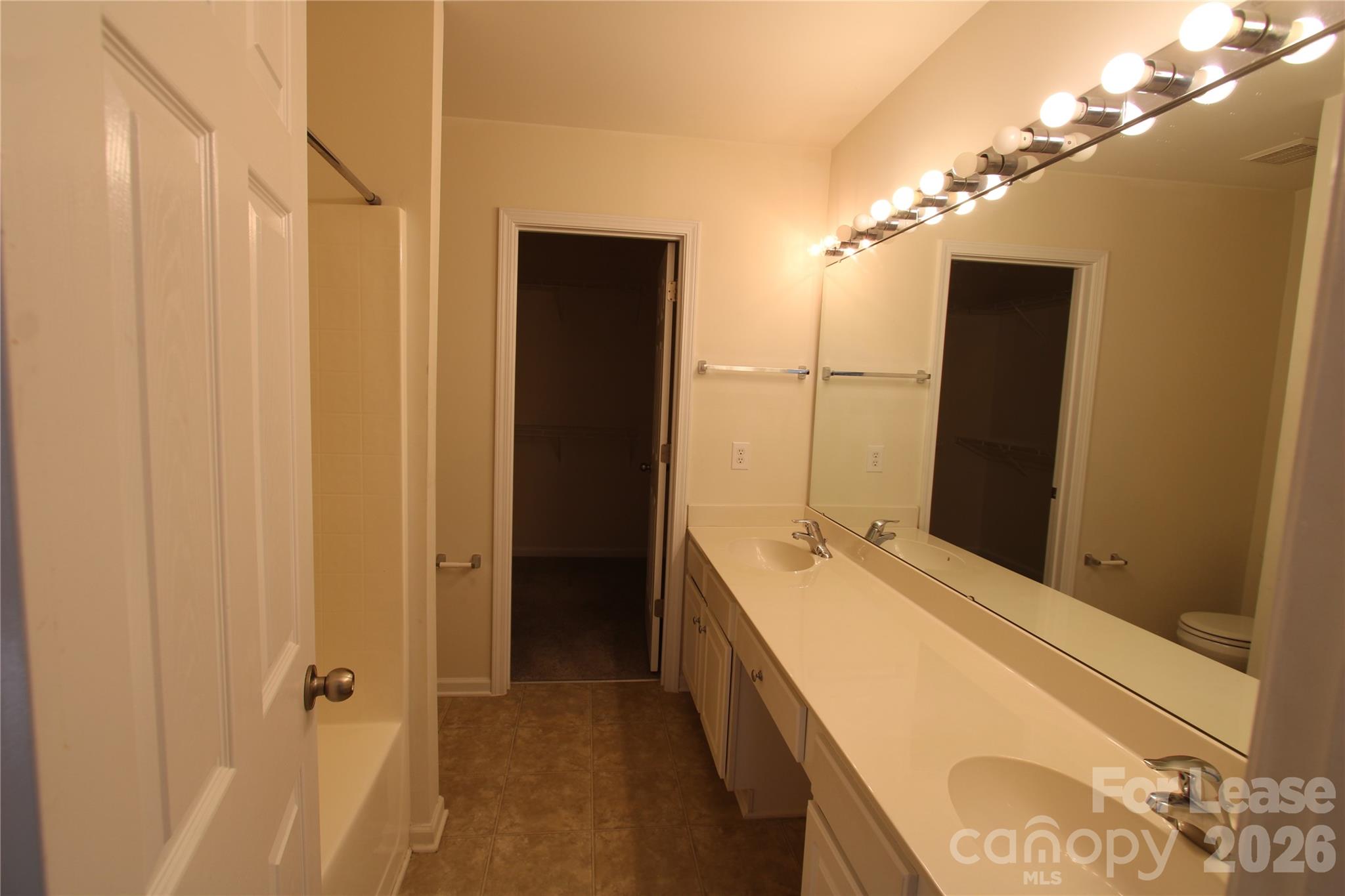 11118 Cypress View Drive Property Photo 23