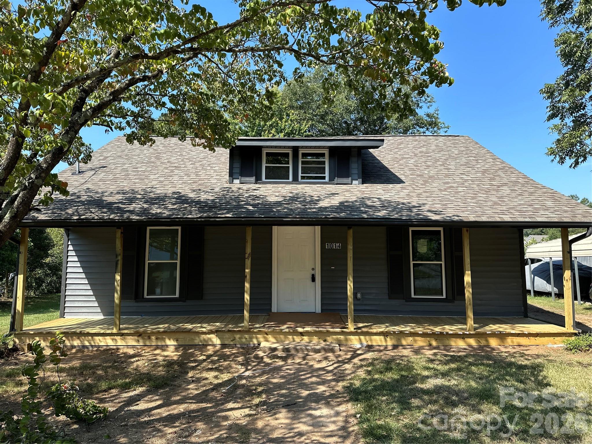 1014 8th Street Property Photo 1