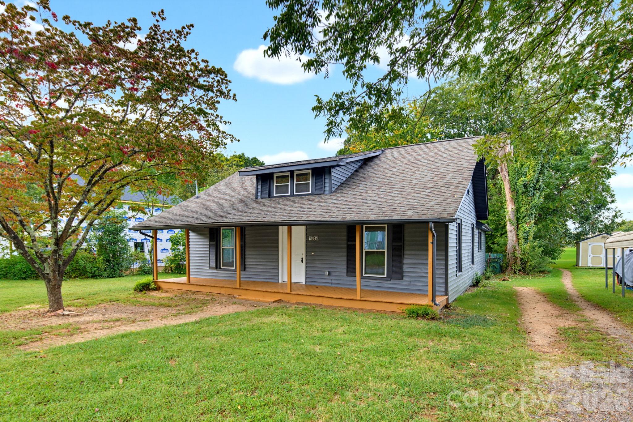 1014 8th Street Property Photo 2